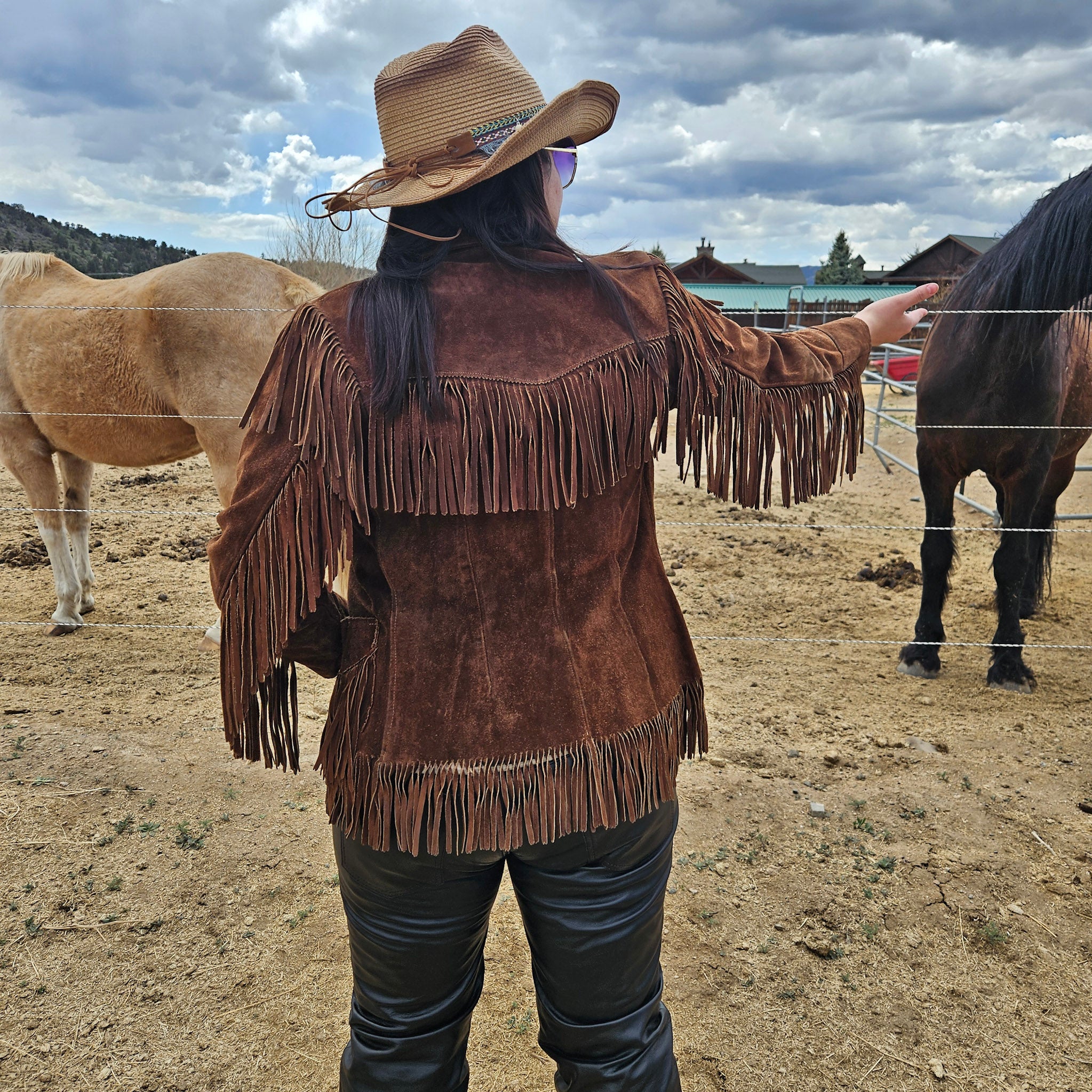 Classic Vintage Tepee Town Light Brown Leather and Suede Fringe Jacket