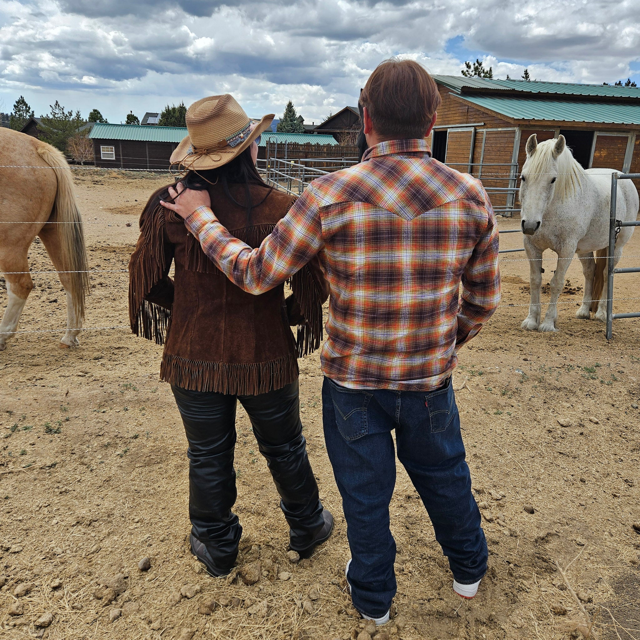 Classic Vintage Tepee Town Light Brown Leather and Suede Fringe Jacket