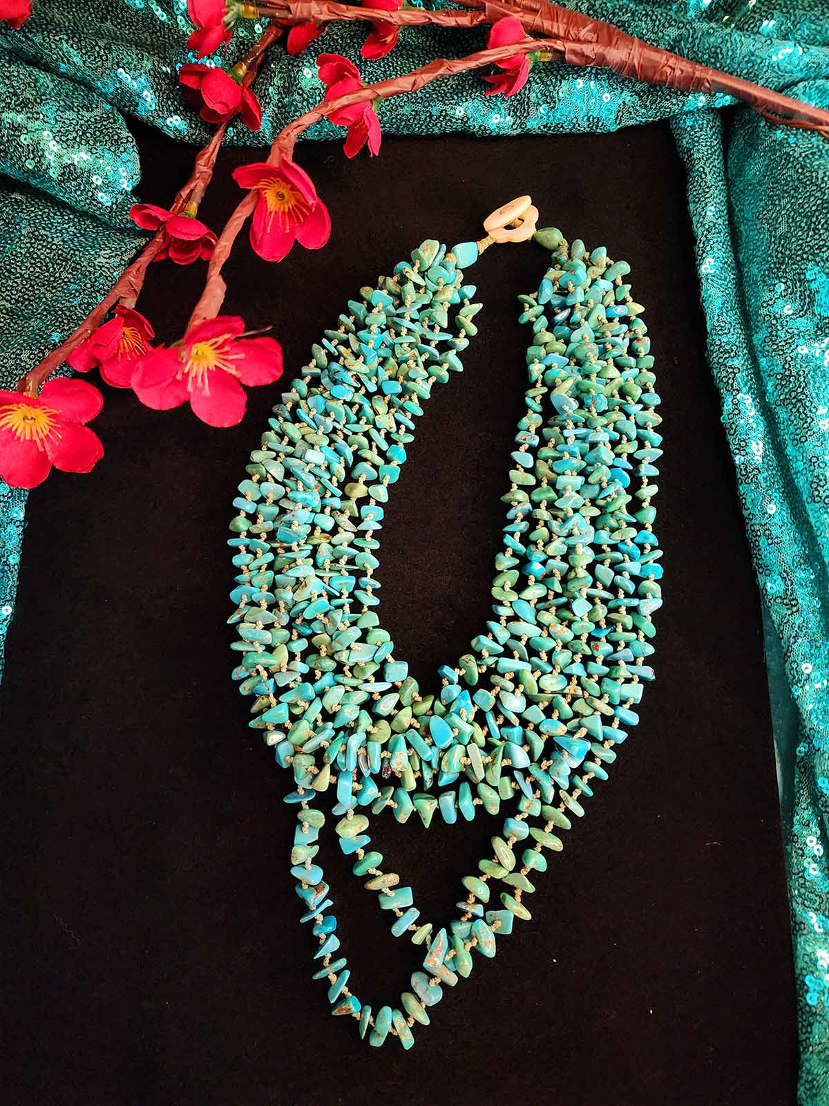 Native American Style Turquoise Dyed Beaded Necklace