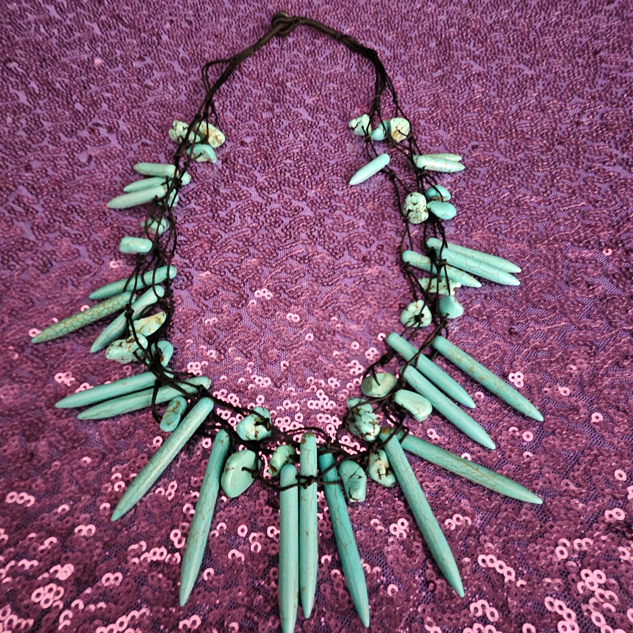Turquoise Dyed Howlite Needle Point Stone Necklace