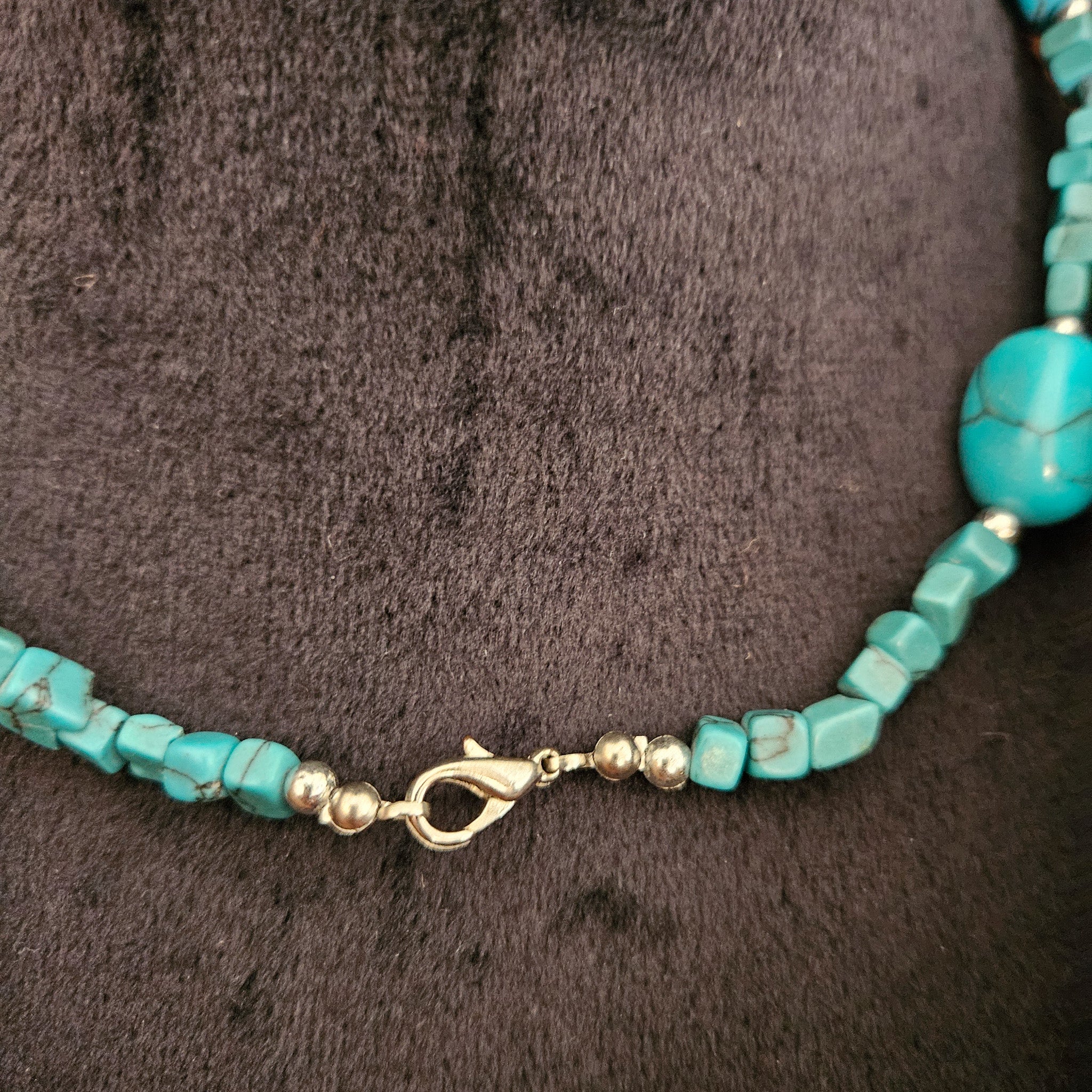 Turquoise Dyed Stone Necklace