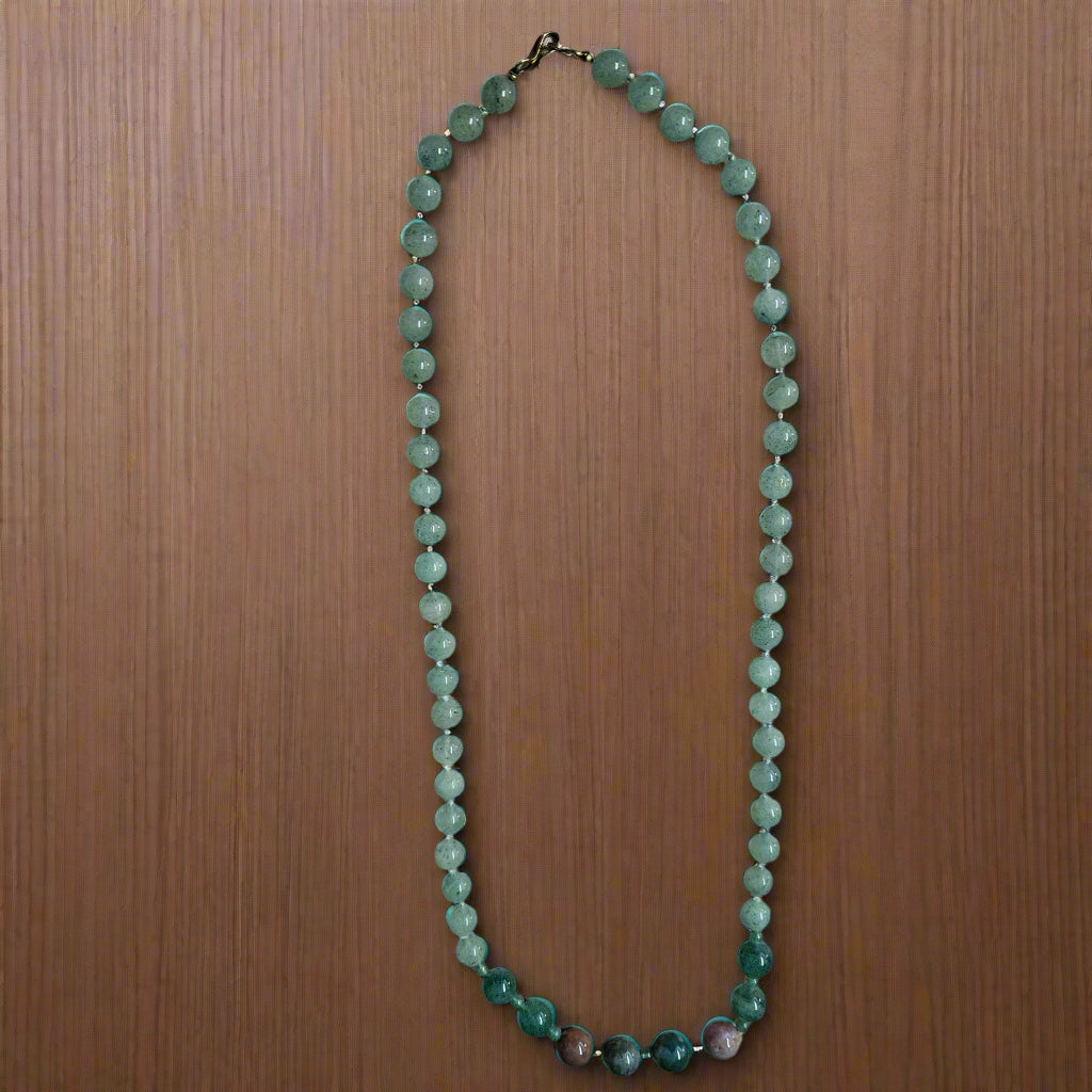 Beautiful Agate Stone Beaded Necklace