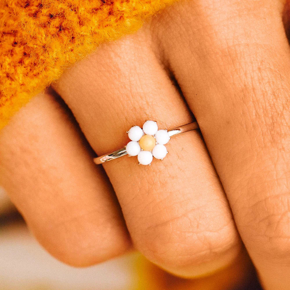 Pura Vida Gemstone Daisy Ring