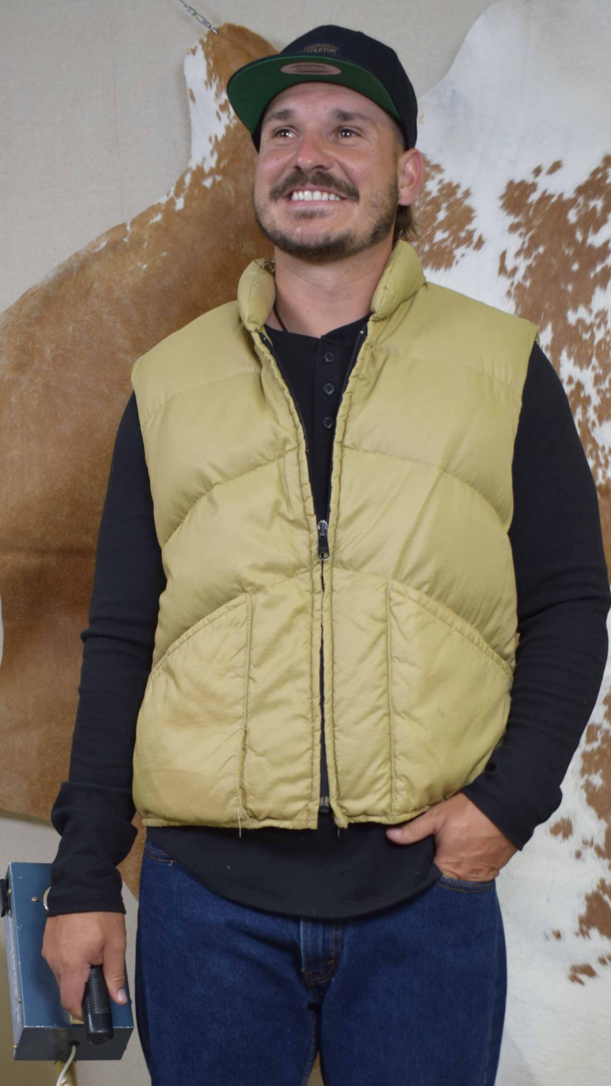 Prime Northern Down-Filled Tan Nylon Vest – Size XL