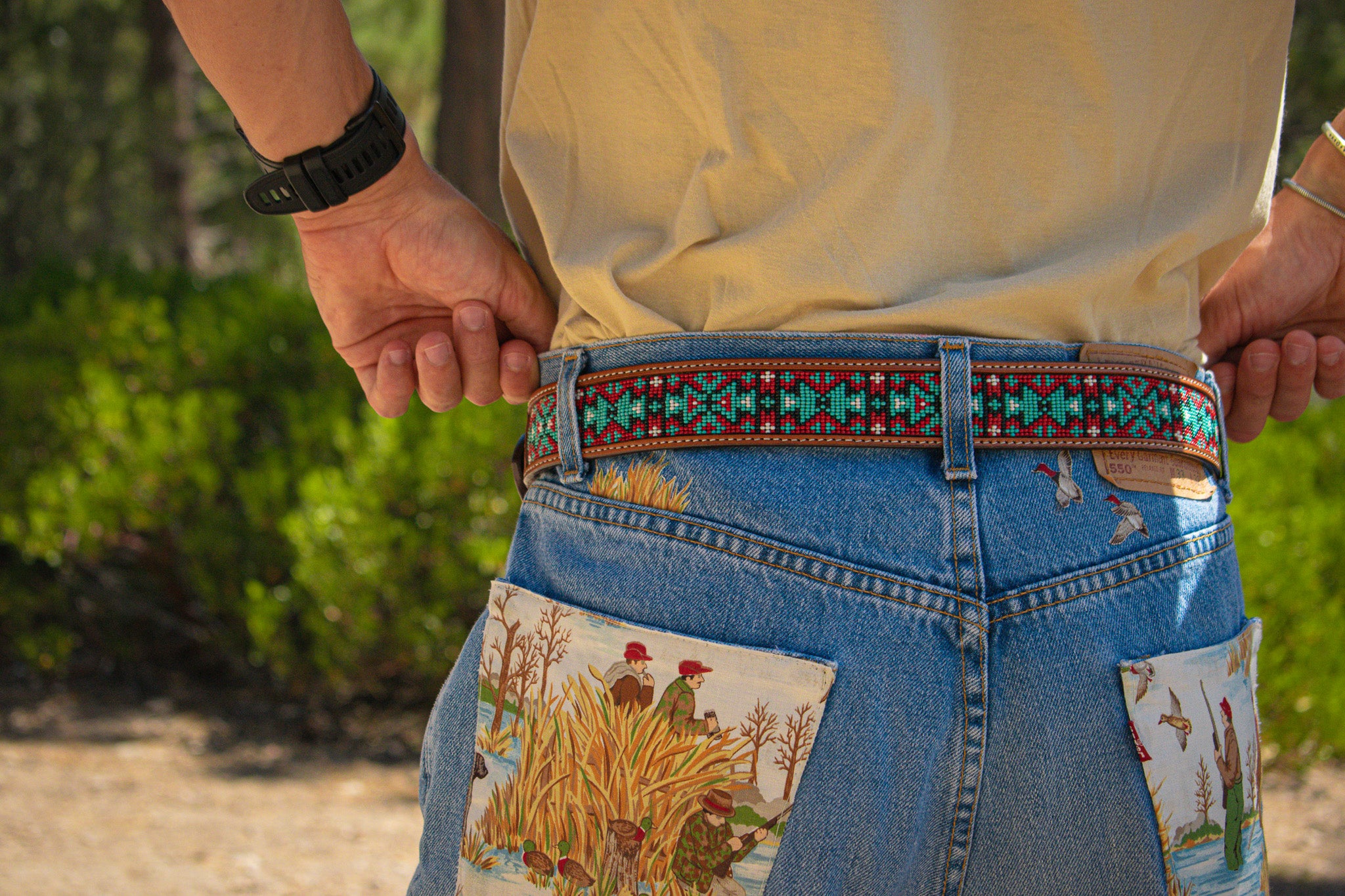 Levi Strauss & Co Custom Hand Crafted and Designed Rustic Hunter's Print Material Men's Denim Jeans Size W33 L32