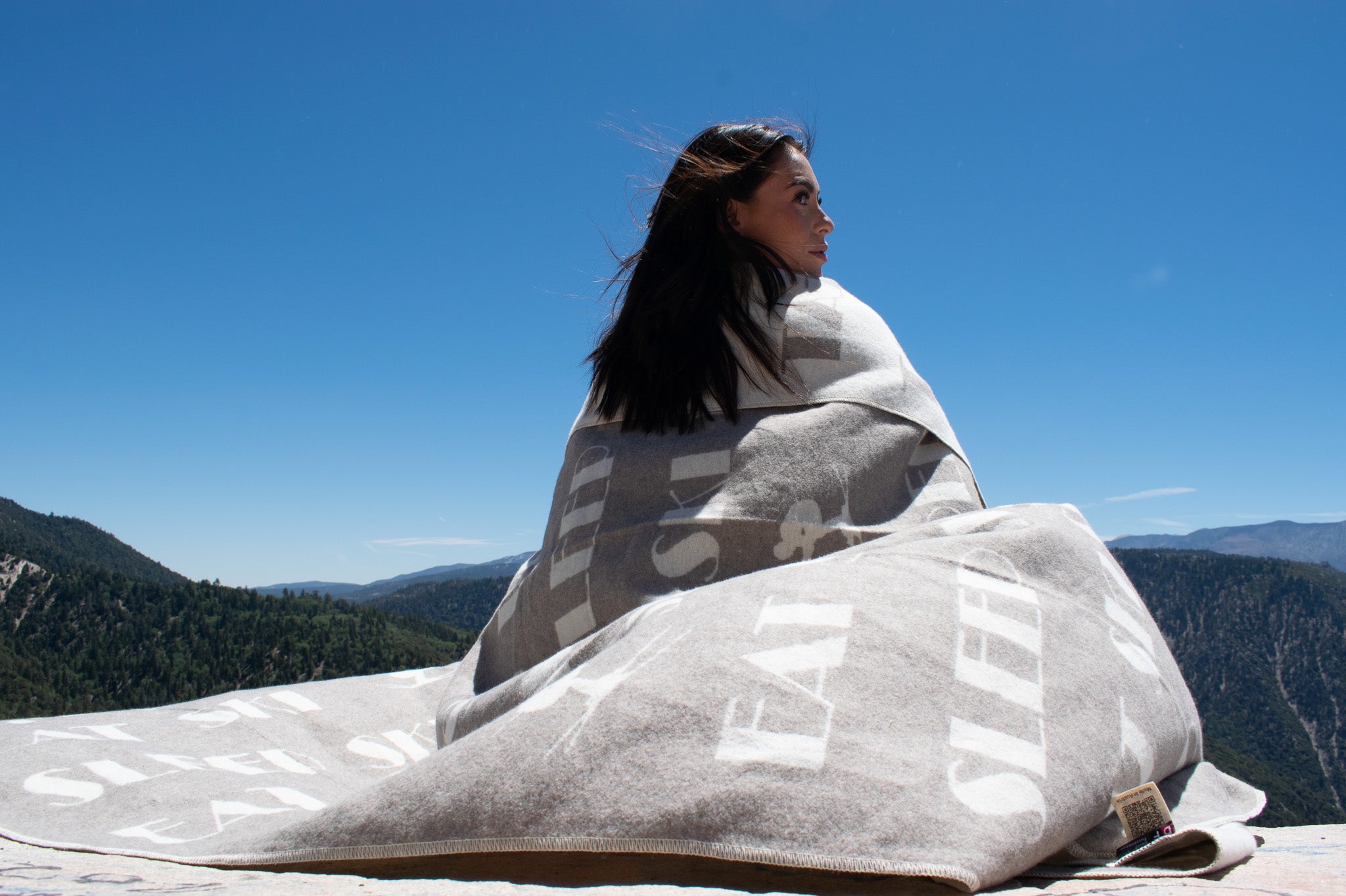 David Fussenegger Reversible Throw Blanket Grey & White "Sleep, Ski, Repeat" Design