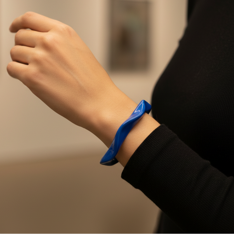 Royal Blue Acrylic Wavy Bangle Bracelet