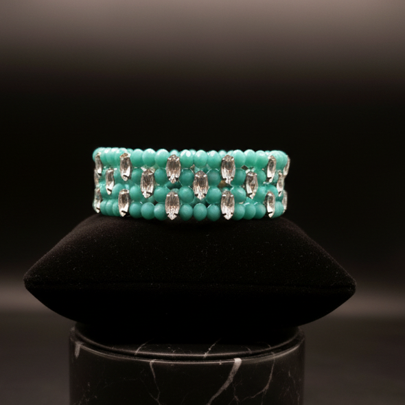 Charming Sky-Blue Beaded Stretch Bracelet Adorned with Rhinestones