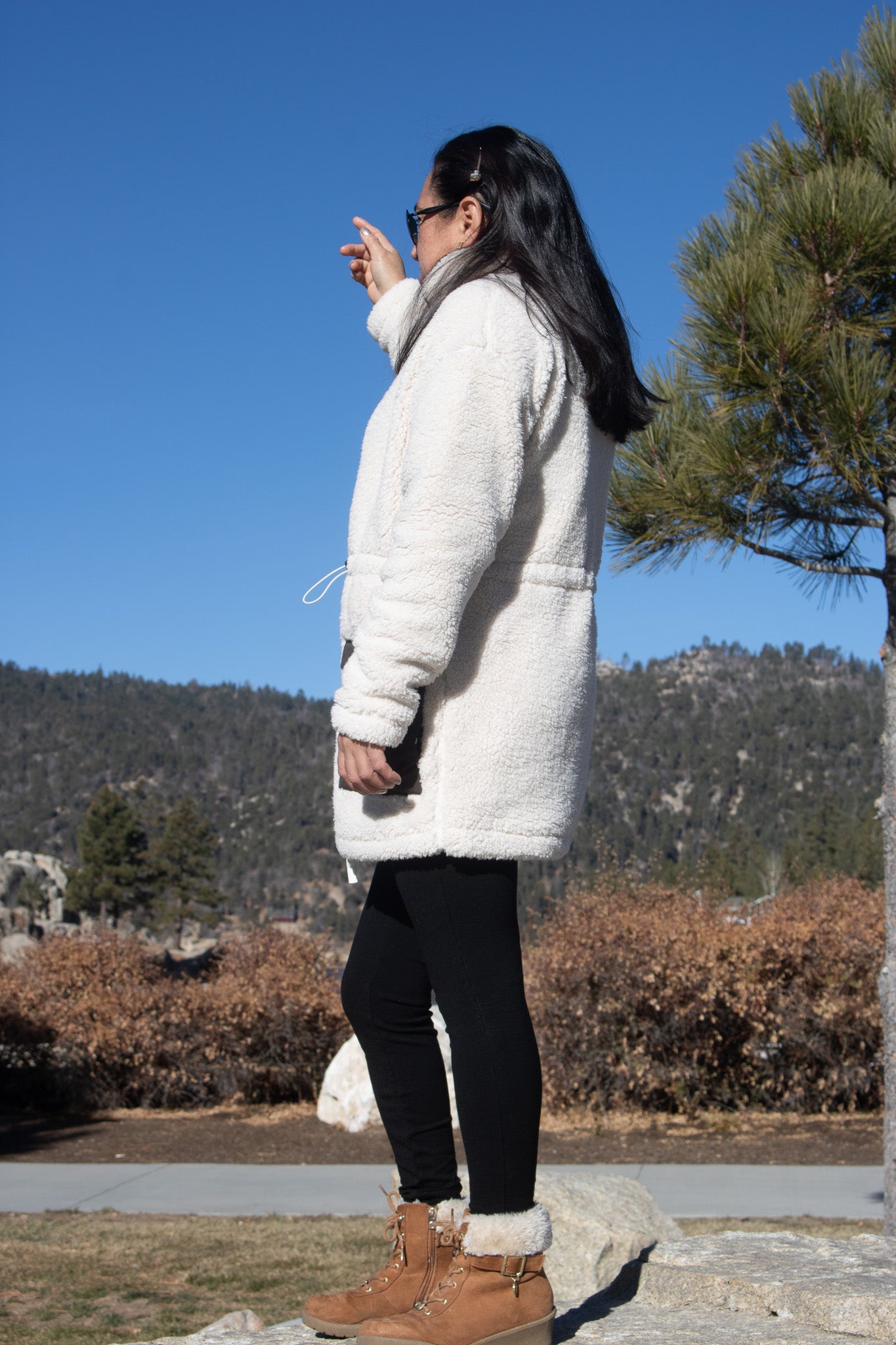 Te Verde Fleece Cream Colored Winter Coat