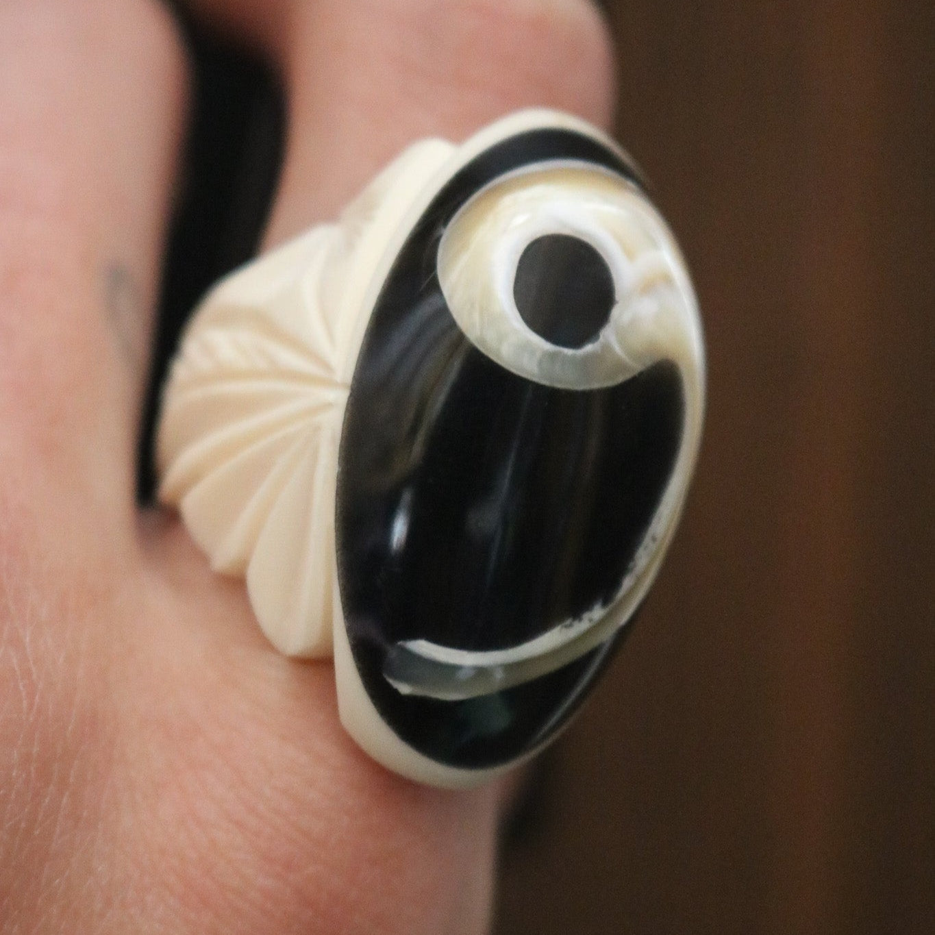 White Ivory with Inlayed Black Onyx and Mother of Pearl Ring Size 7