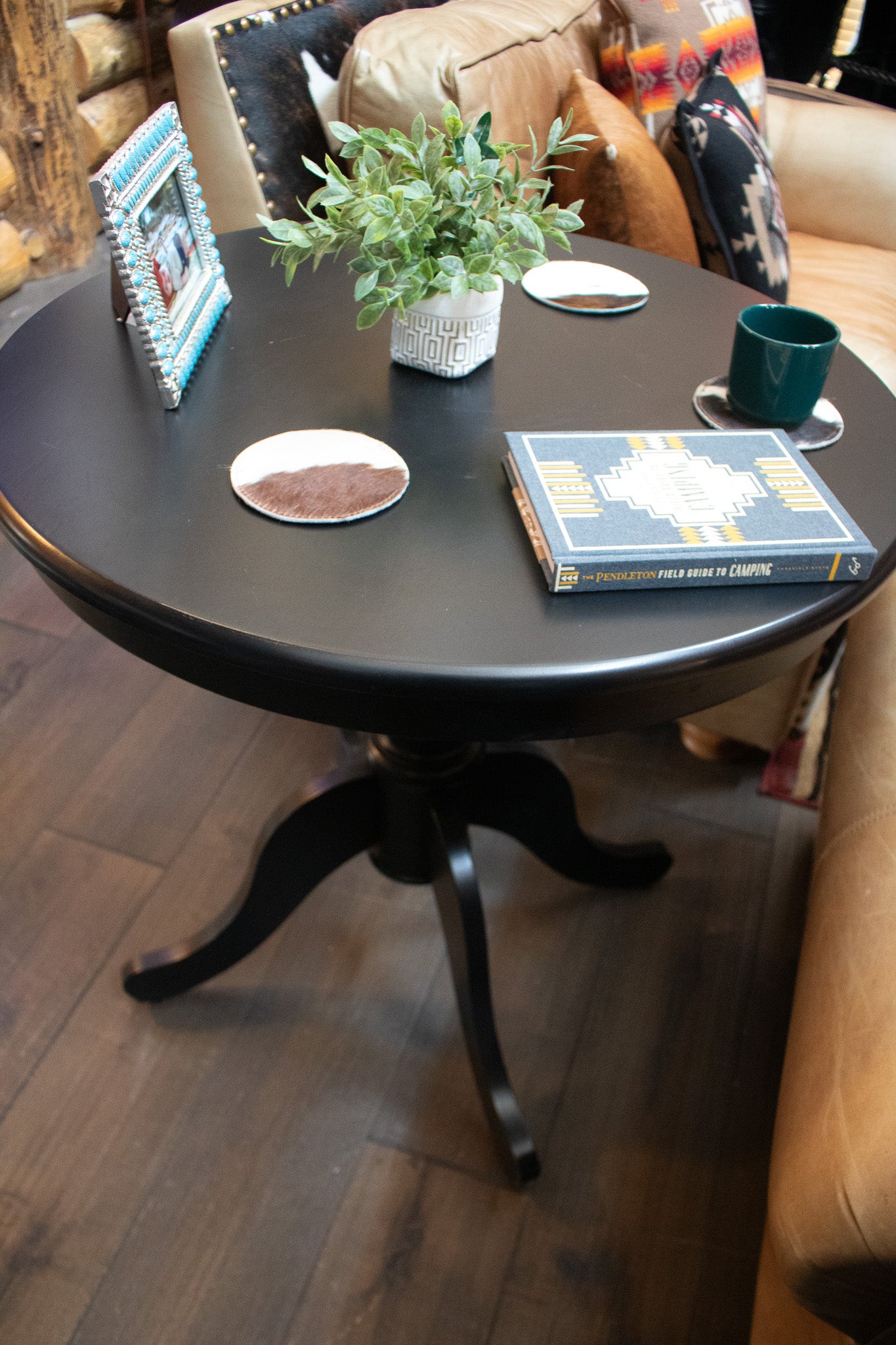 Round Side Table Wood & Black Stained