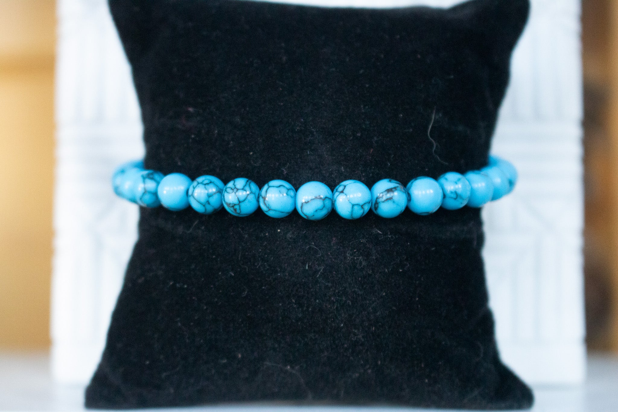 Turquoise Dyed Howlite Beaded Stretchy Bracelet
