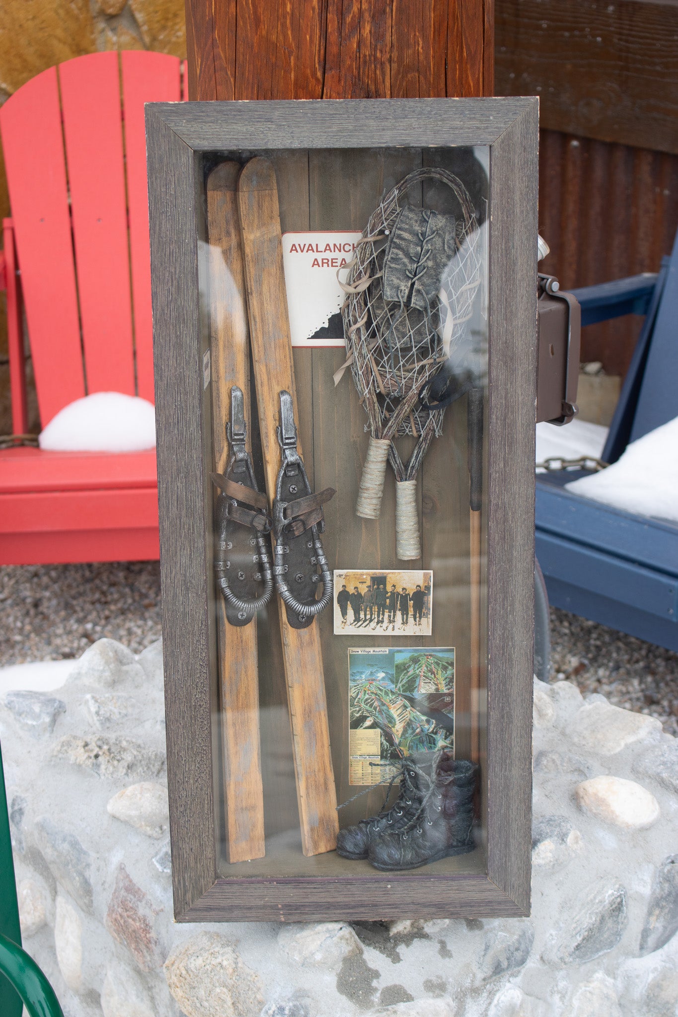 Curio Collection Skiing Model Windowpane with Certificate of Authenticity