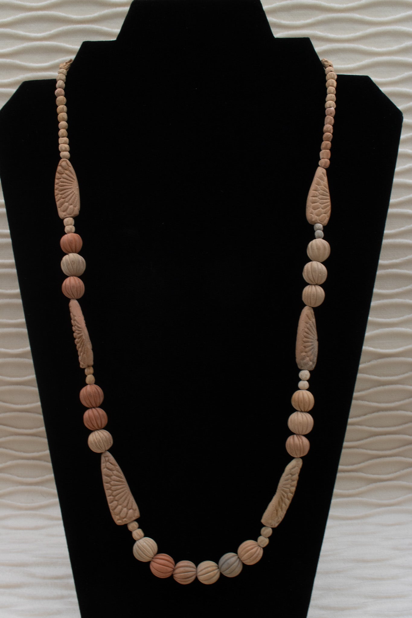 Brown Stamped Detailed Wooden Beaded Necklace