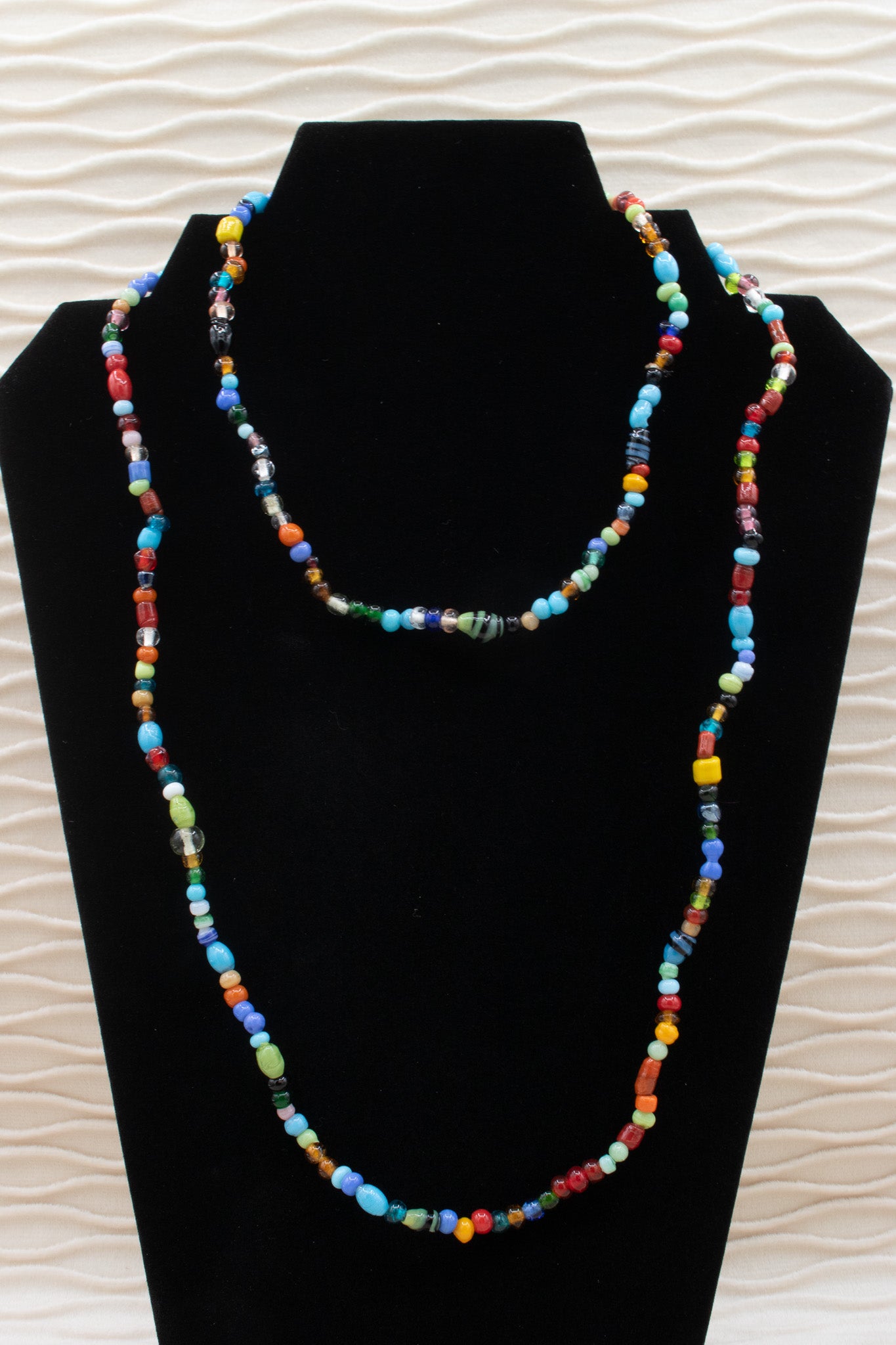 Wonderful Glass Beaded 19" Necklace