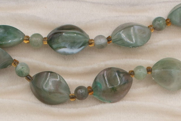 Beautifully Detailed Green Resin Beaded Necklace