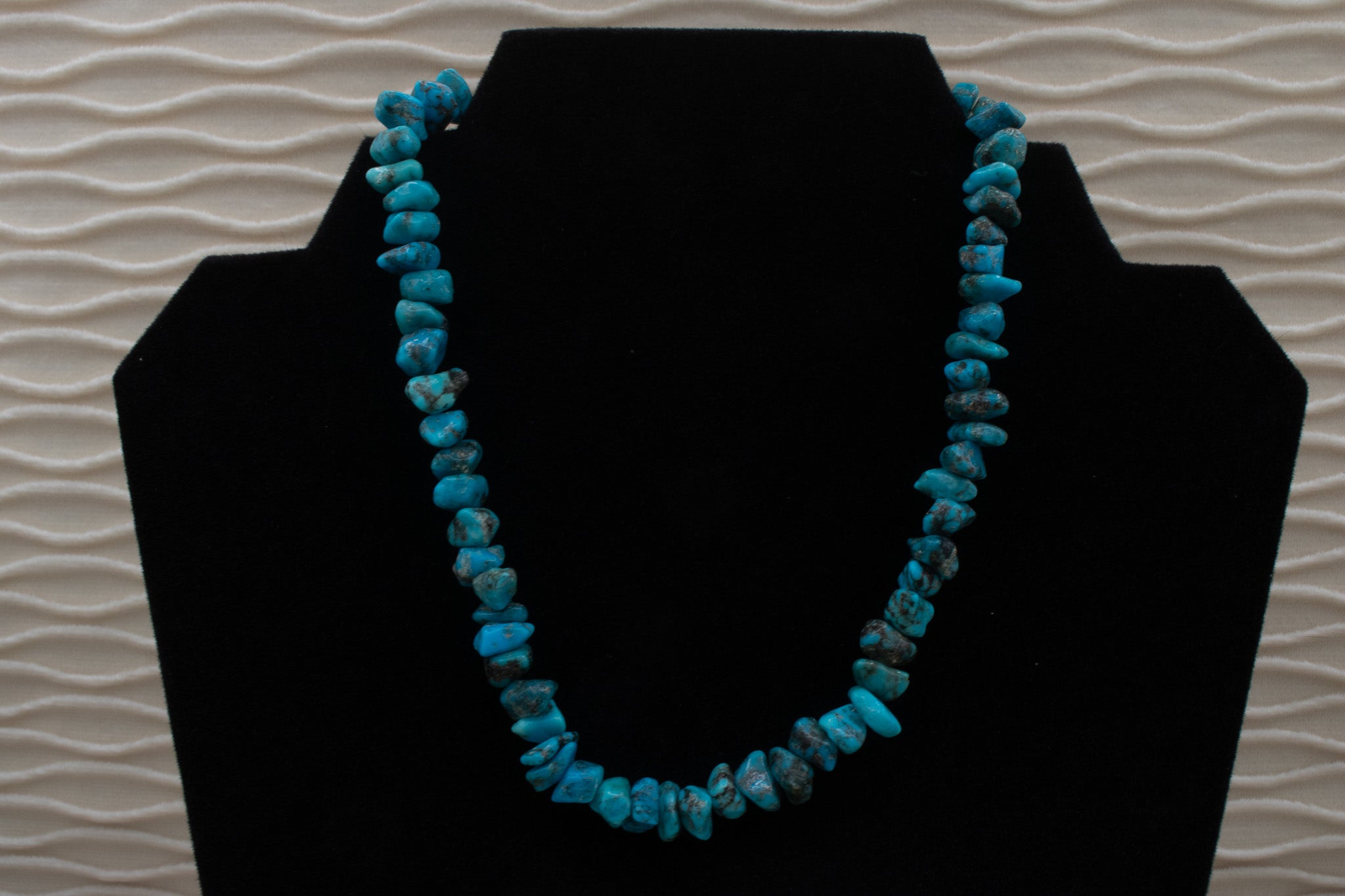 Turquoise Dyed Howlite Stone Choker Style Necklace