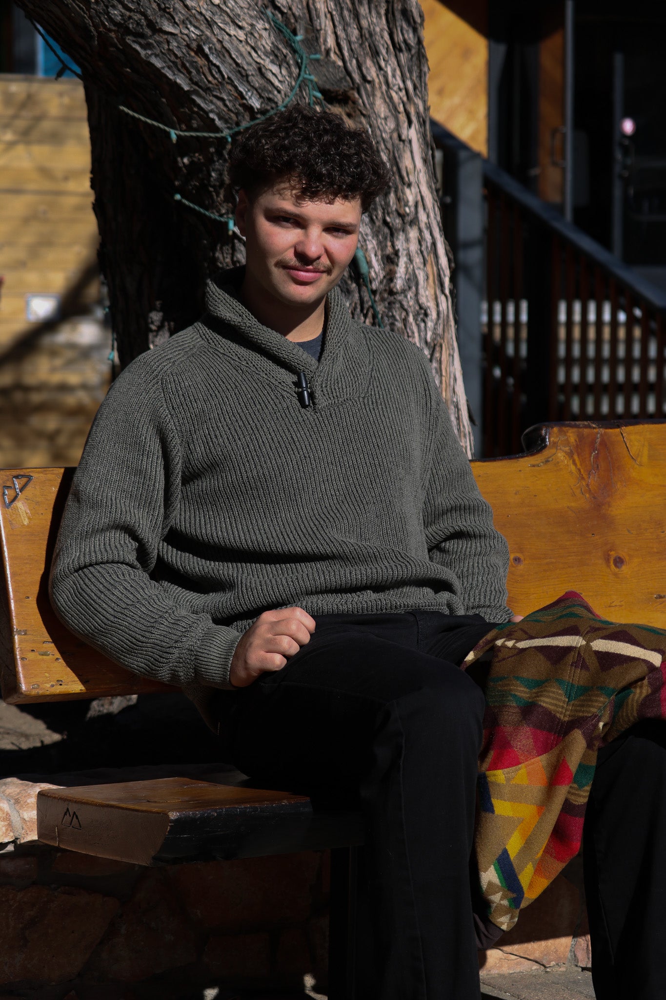 Mens Perfectly Broken in Grey Cable Knit Sweater Size Medium