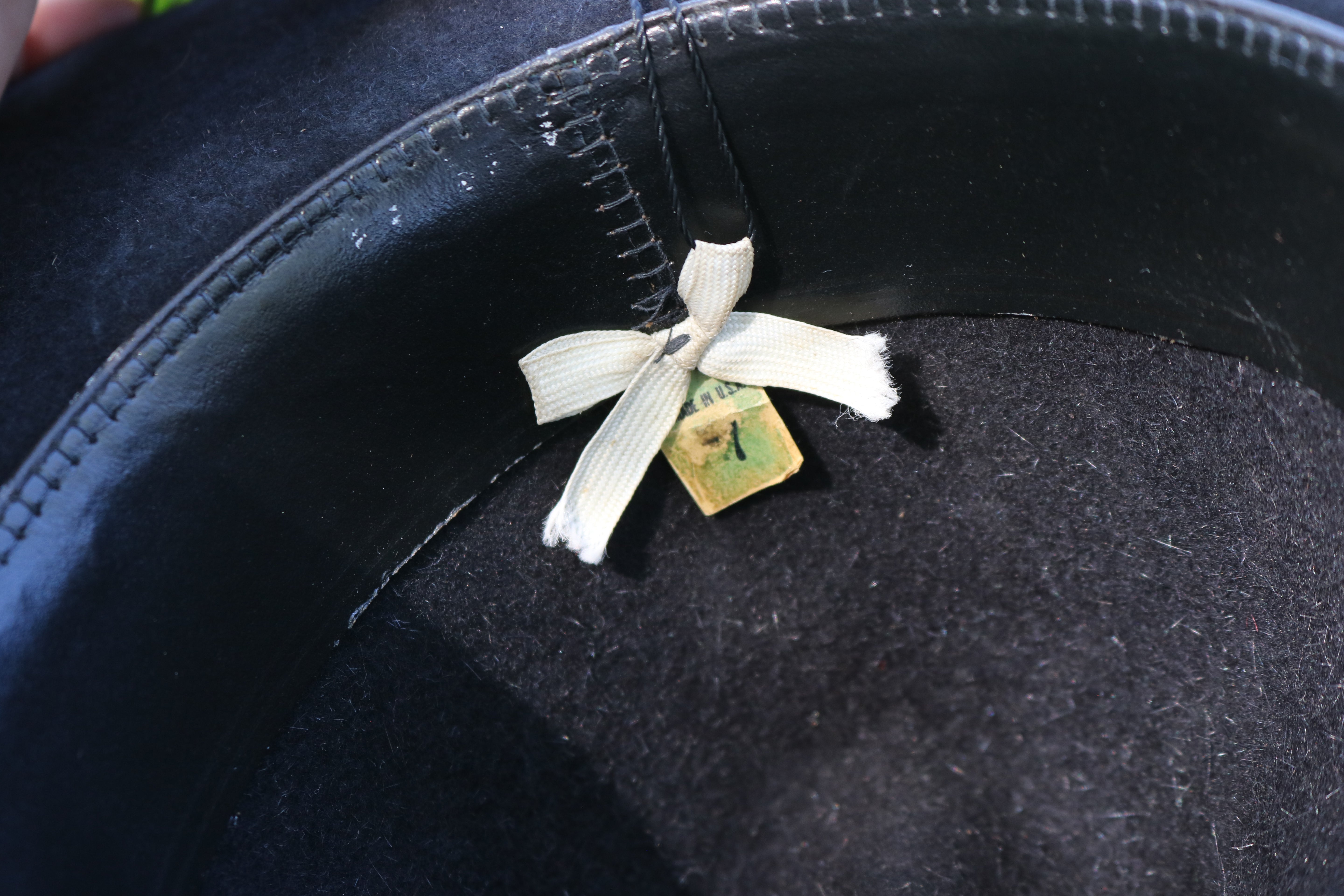 Wrangler 4x Beaver And Genuine Lamb-skin Black cowboy Hat