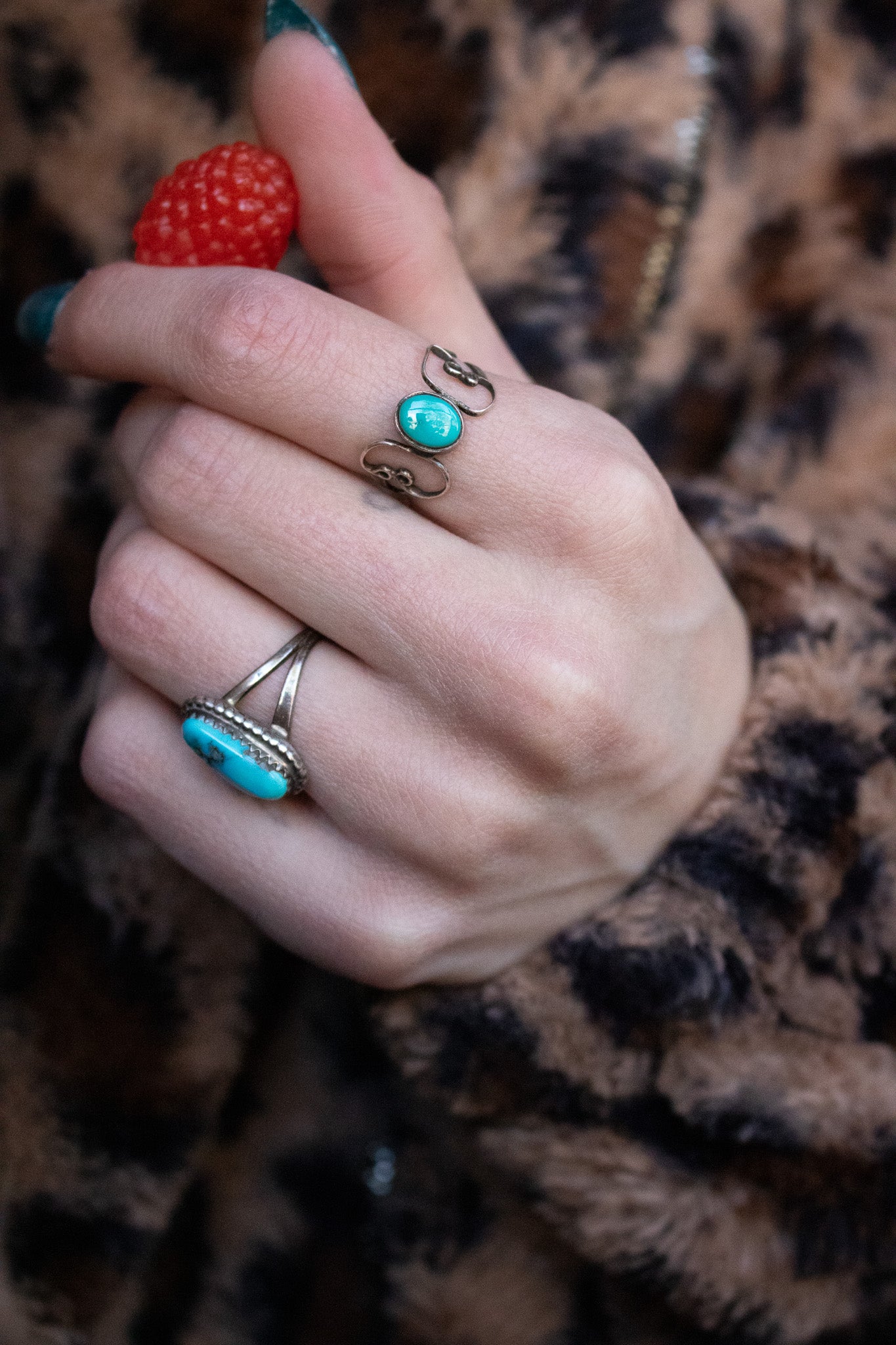 Vintage Navajo Fox Turquoise Sterling Silver Ring Size 6