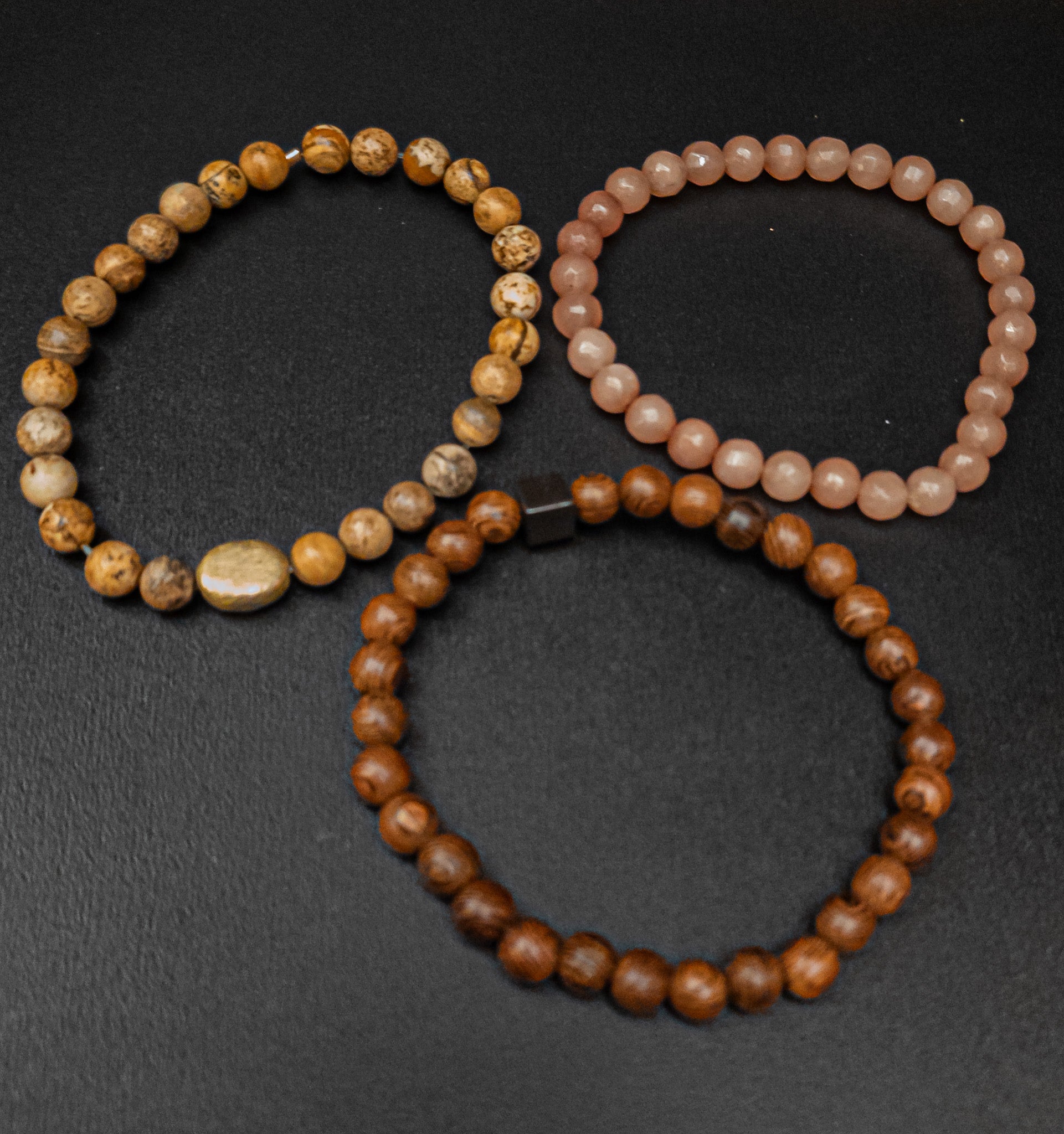 Stretch Bracelet With Wooden Beads
