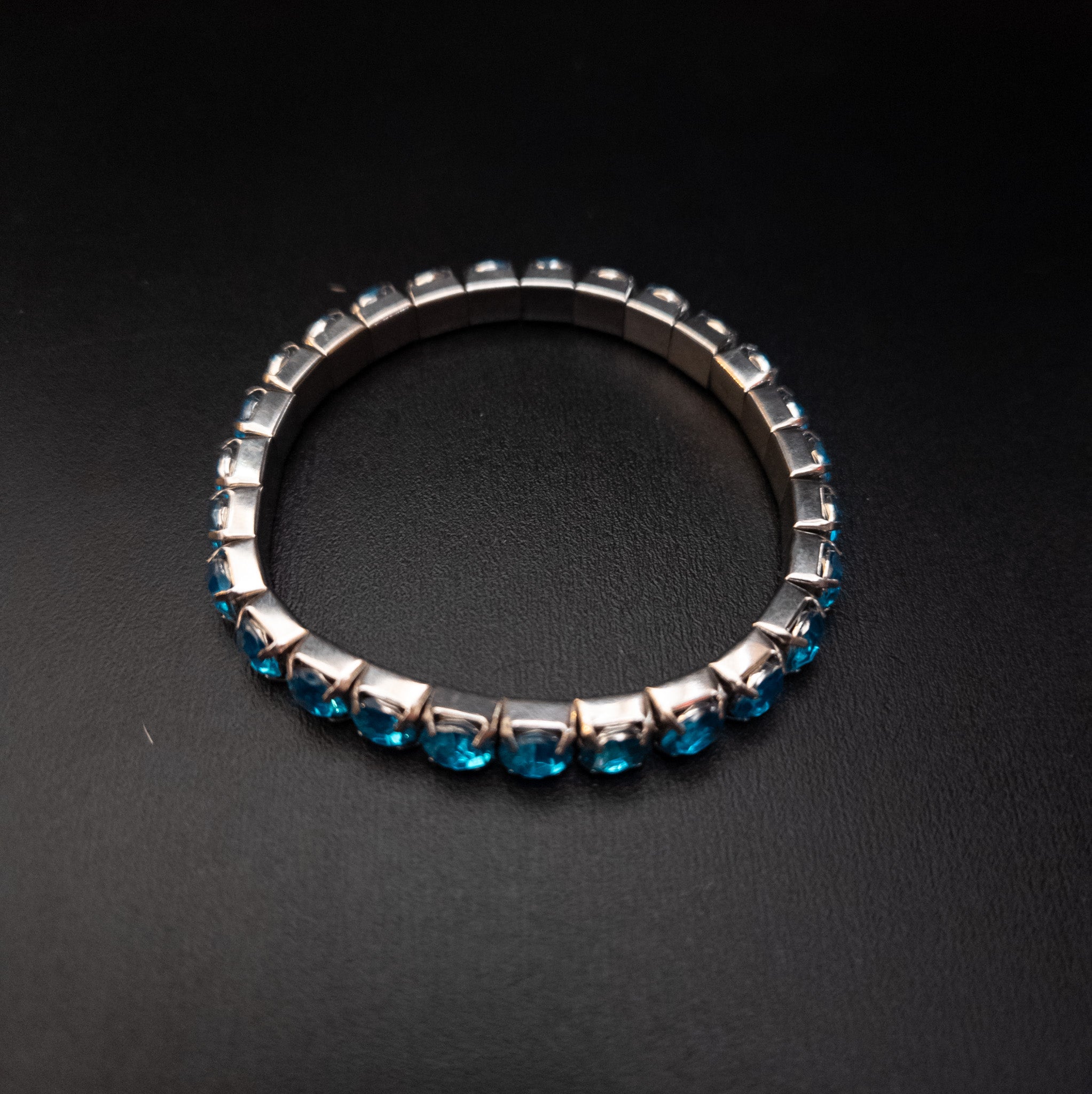 Silver Plated Aqua Blue Rhinestone Strech Bracelet