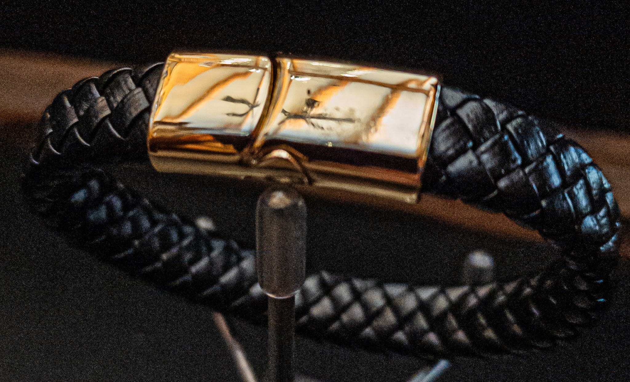 Diamond Tuck Design Bracelet with Magnetic Closure