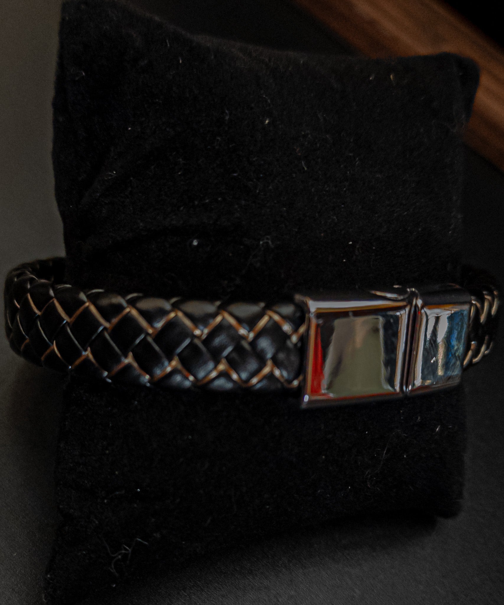 Diamond Tuck Design Bracelet with Magnetic Closure