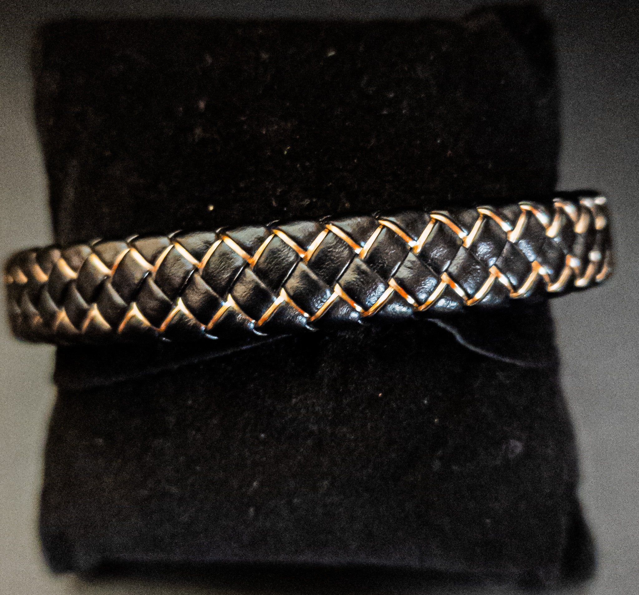 Diamond Tuck Design Bracelet with Magnetic Closure