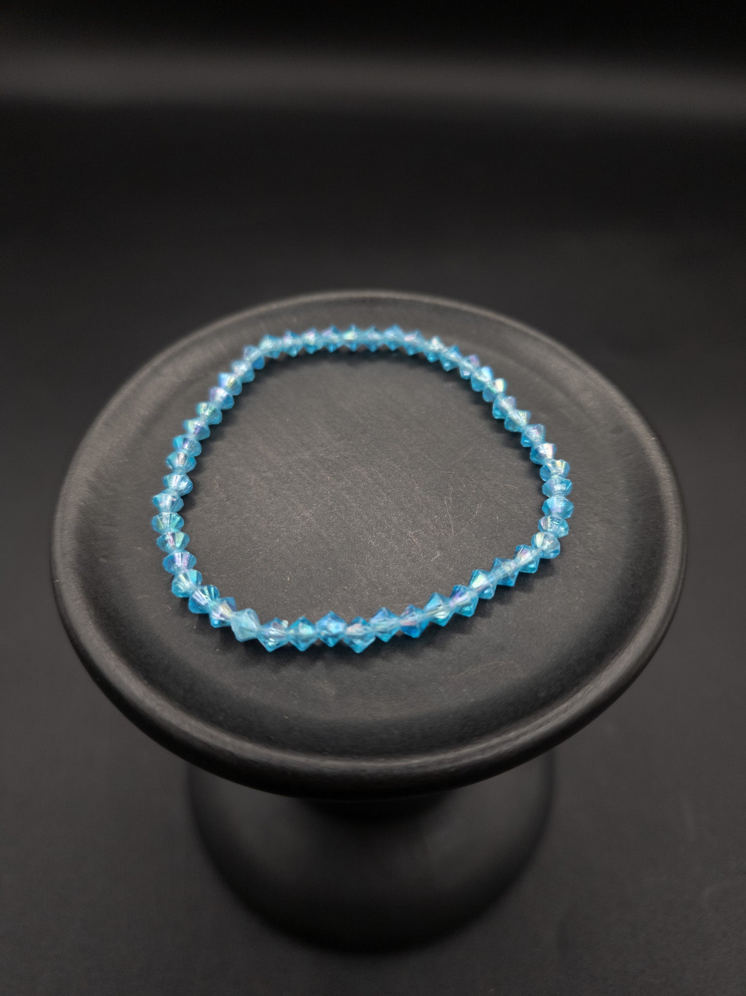 Light Blue Plastic Crystal Shaped Stretch Bead Bracelet