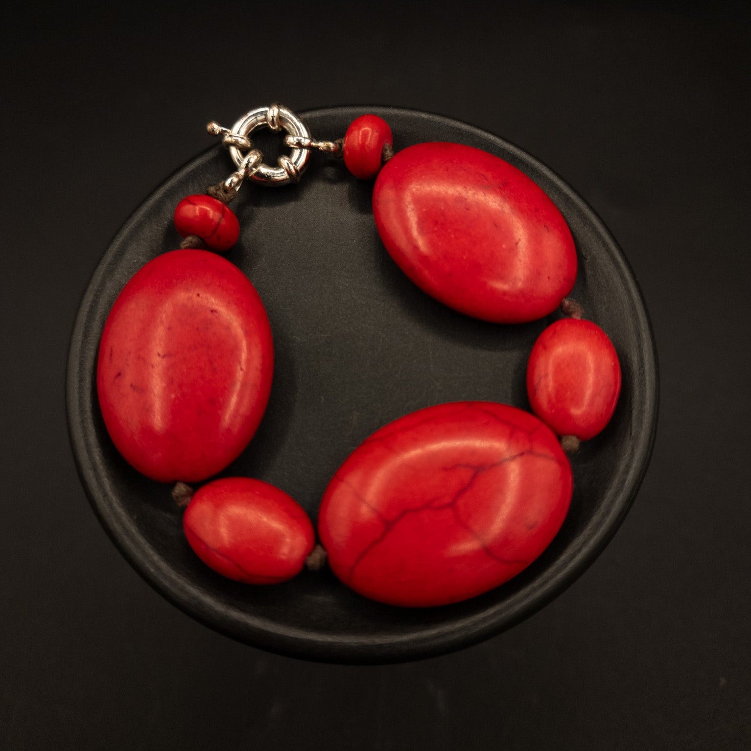 Native Style Chunky Red Stone Beaded Bracelet with Spring Ring Clasp