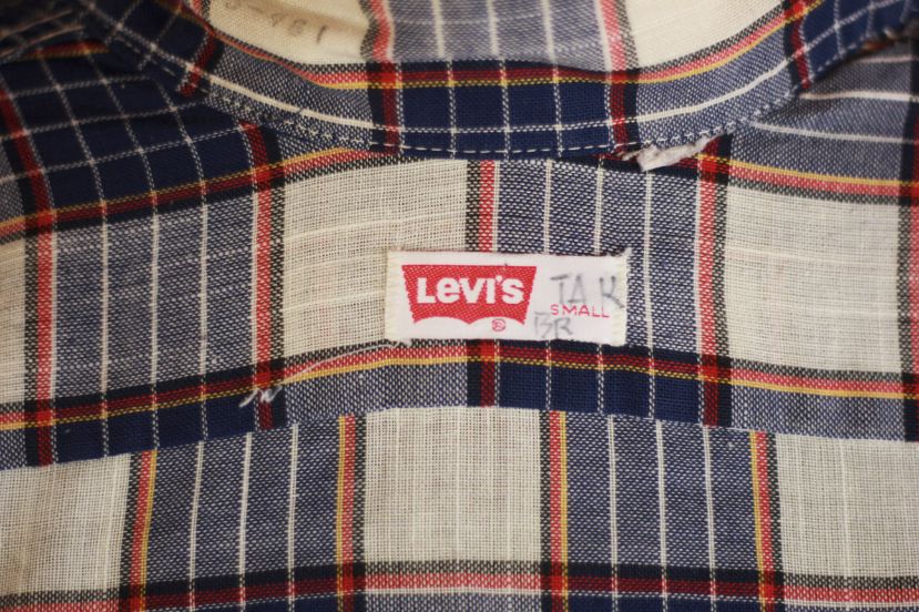 Levi's White, Blue and Red Plaid Button Up