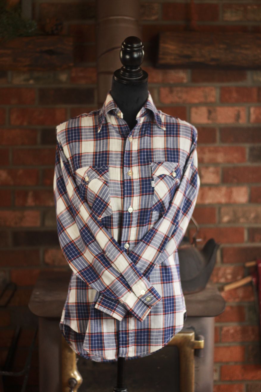 Levi's White, Blue and Red Plaid Button Up