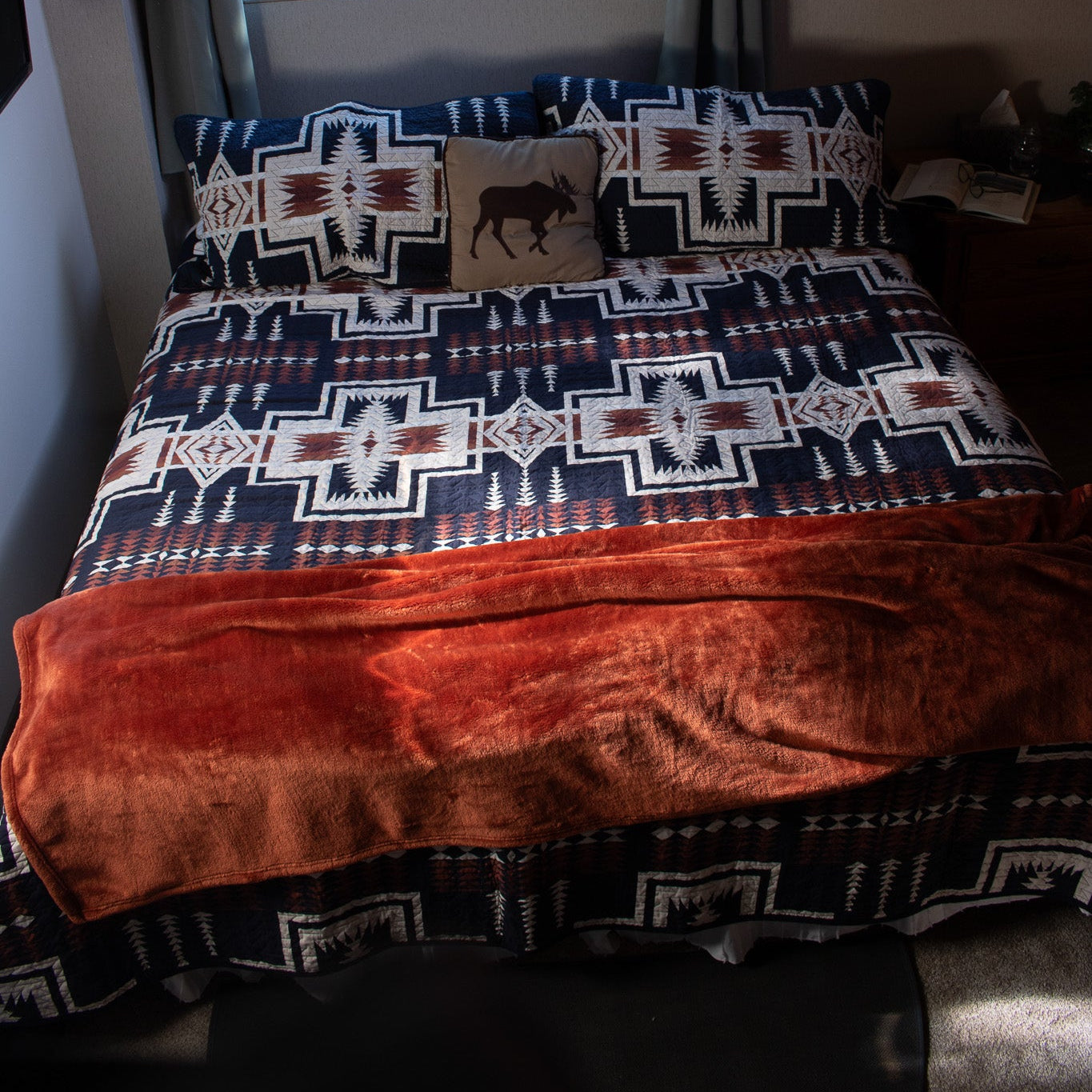 Pendleton Harding Southwestern Geometric Oxford Wool Blanket – Queen