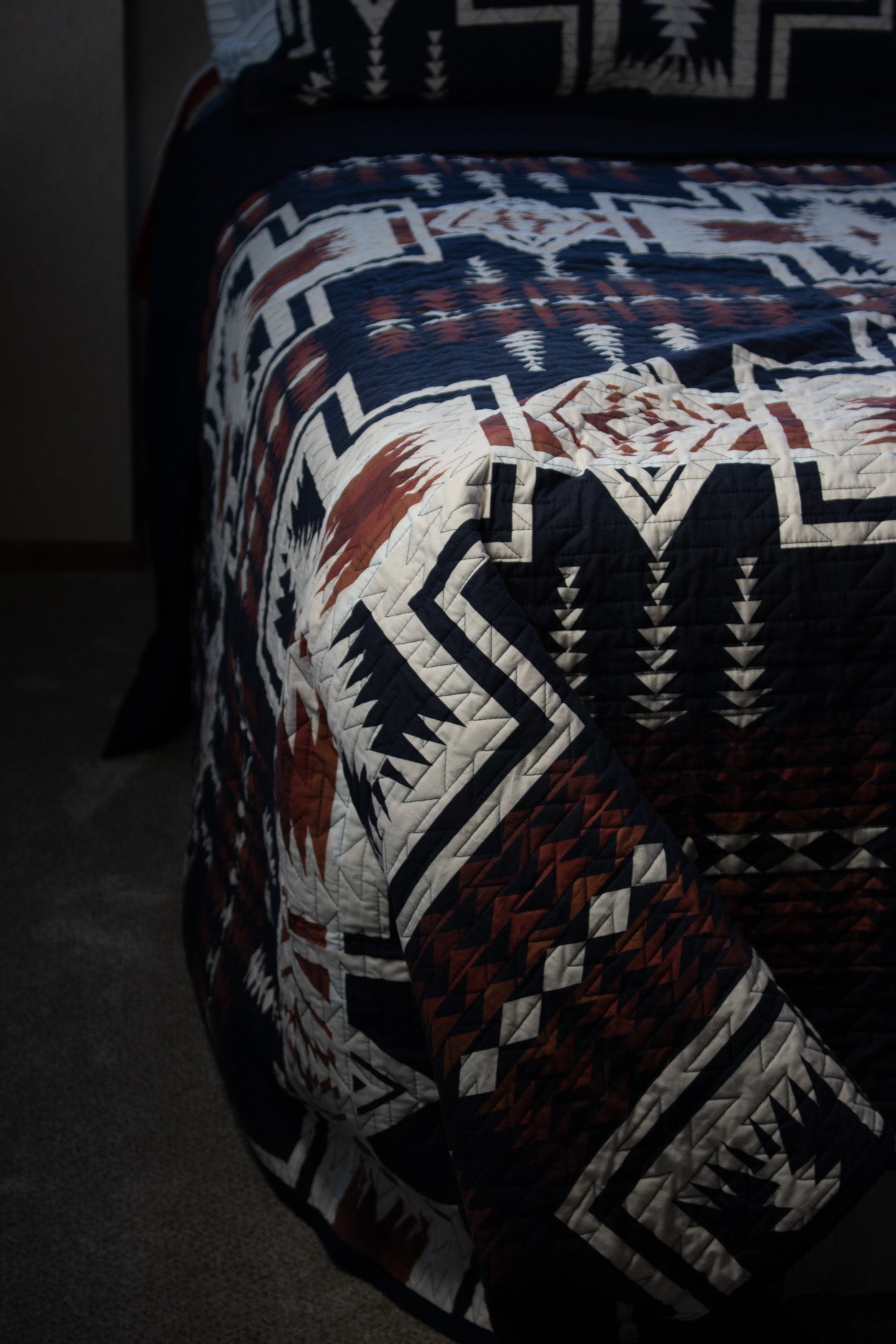 Pendleton Harding Southwestern Geometric Oxford Wool Blanket – Queen