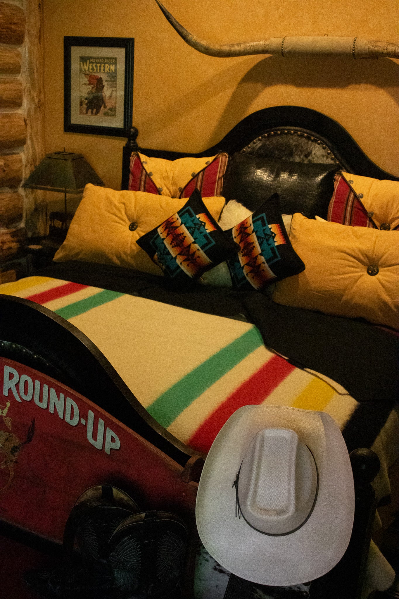 Hudson's Bay Point Wool Blanket Off-White Bold Multi-Colored Stripes