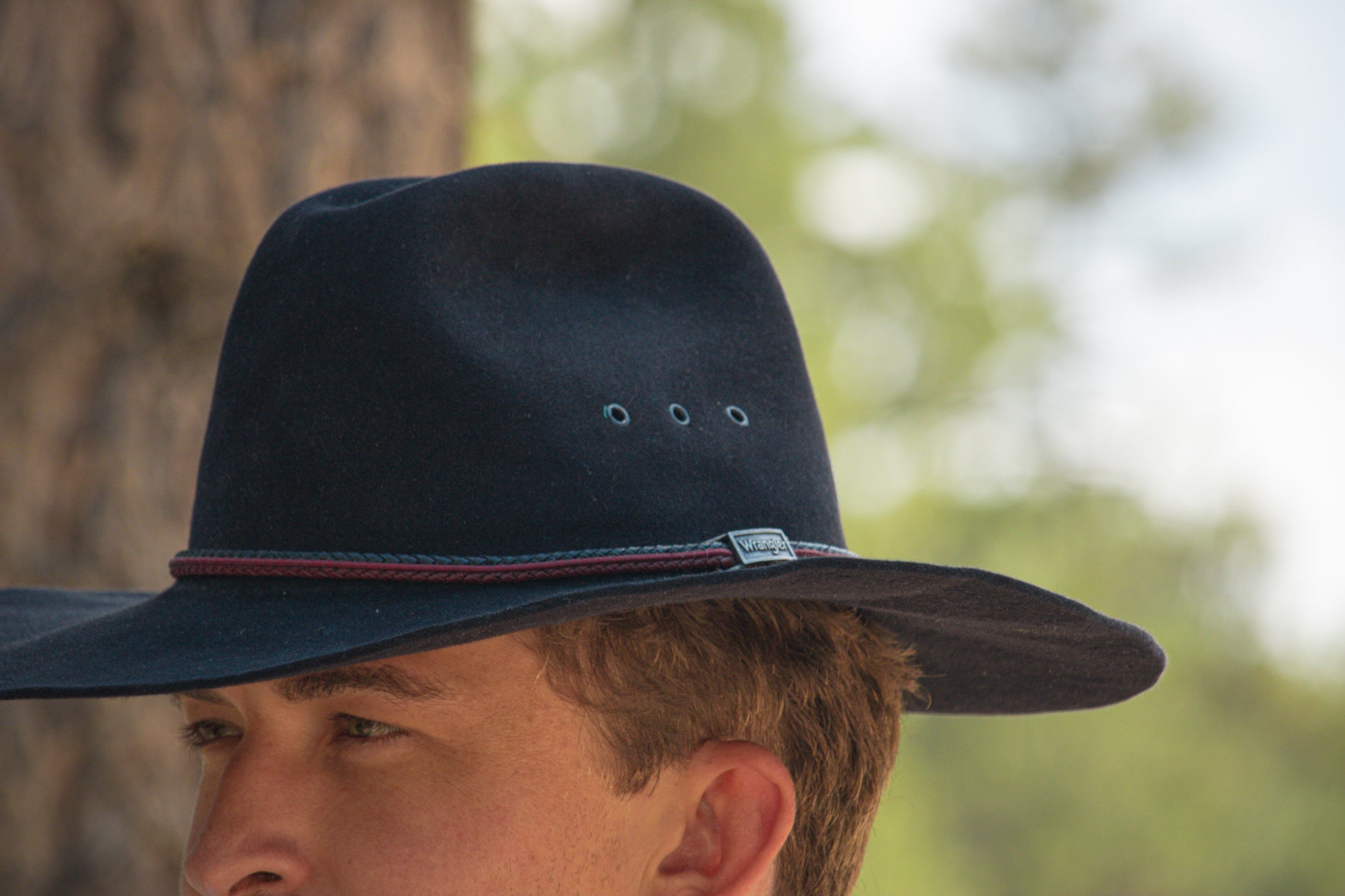 Wrangler 4x Beaver And Genuine Lamb-skin Black cowboy Hat