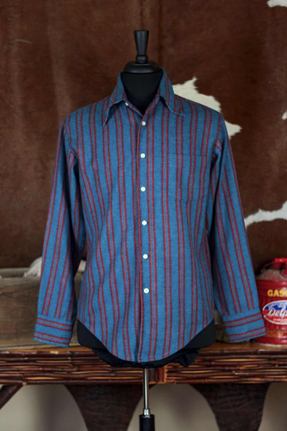 Old Scool Town Craft Tapereo Penney's Blue Striped Red Button-up Shirt