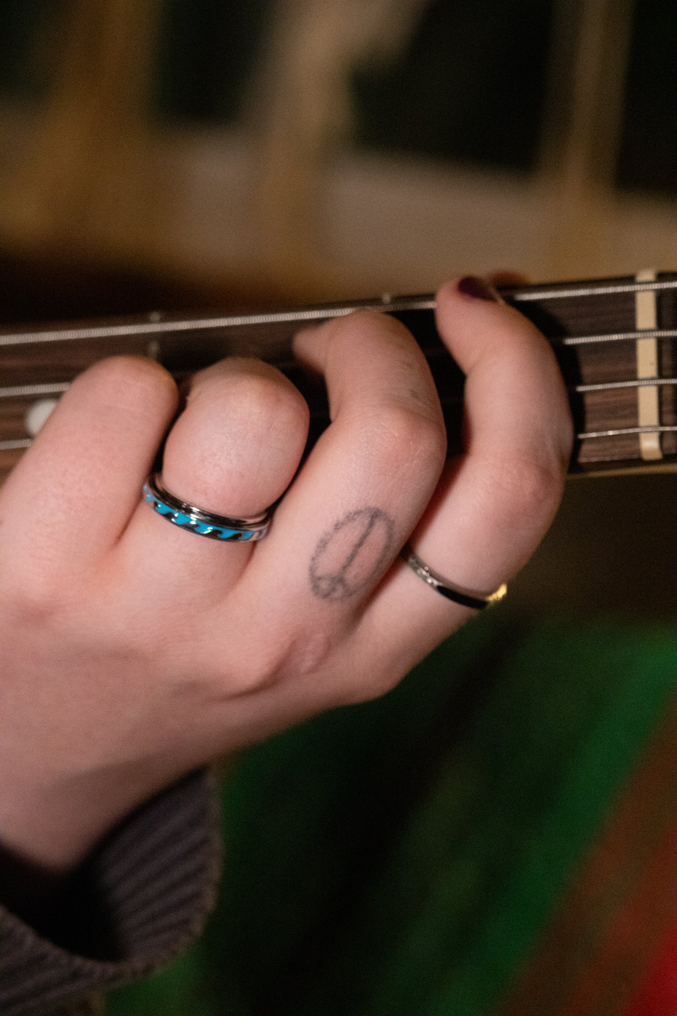 Pura Vida Enamel Wave Fidget Ring Silvern Size