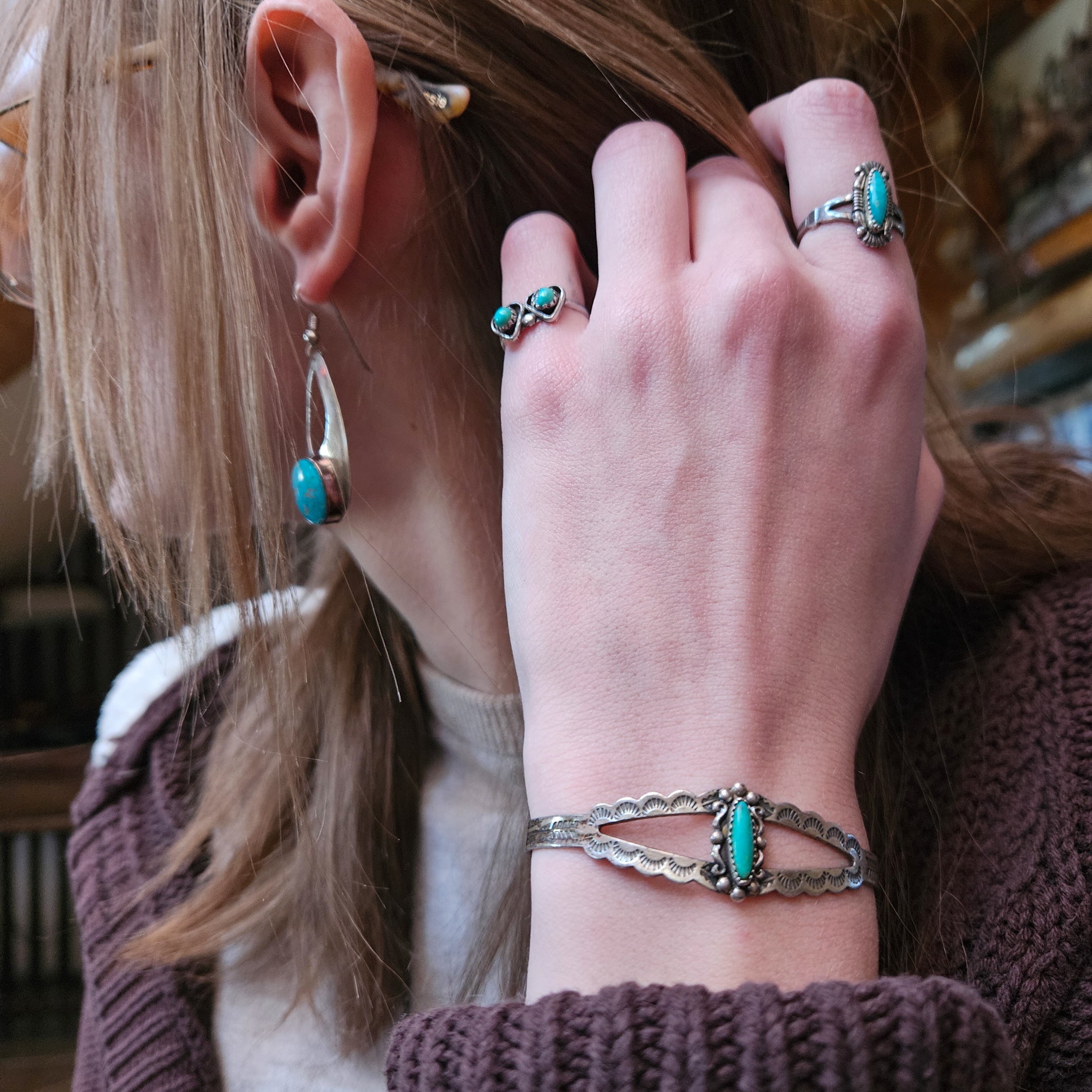 Vintage Navajo Oval Hachita Turquoise Sterling Silver Cuff Bracelet Handmade in New Mexico