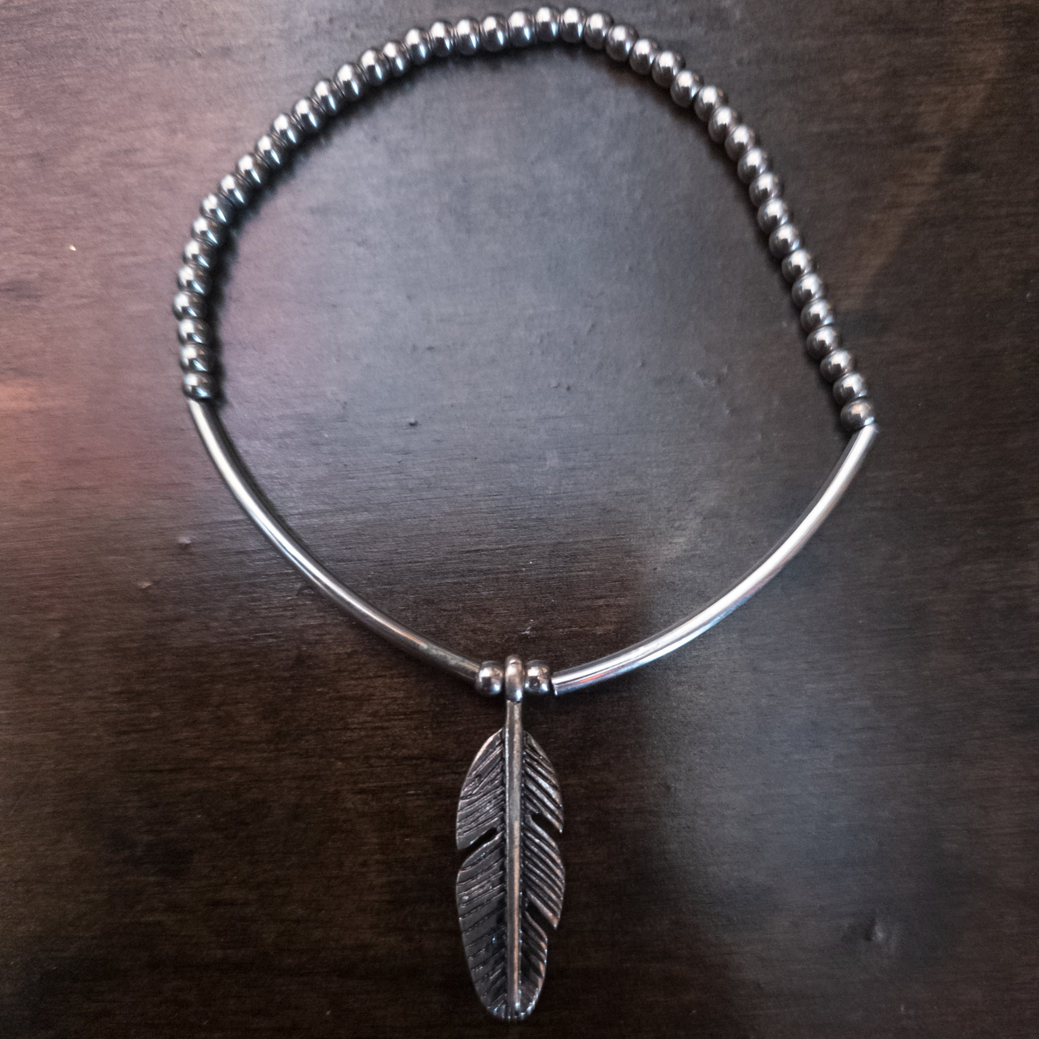 Unique Silver Feather Charm Streach Bracelet