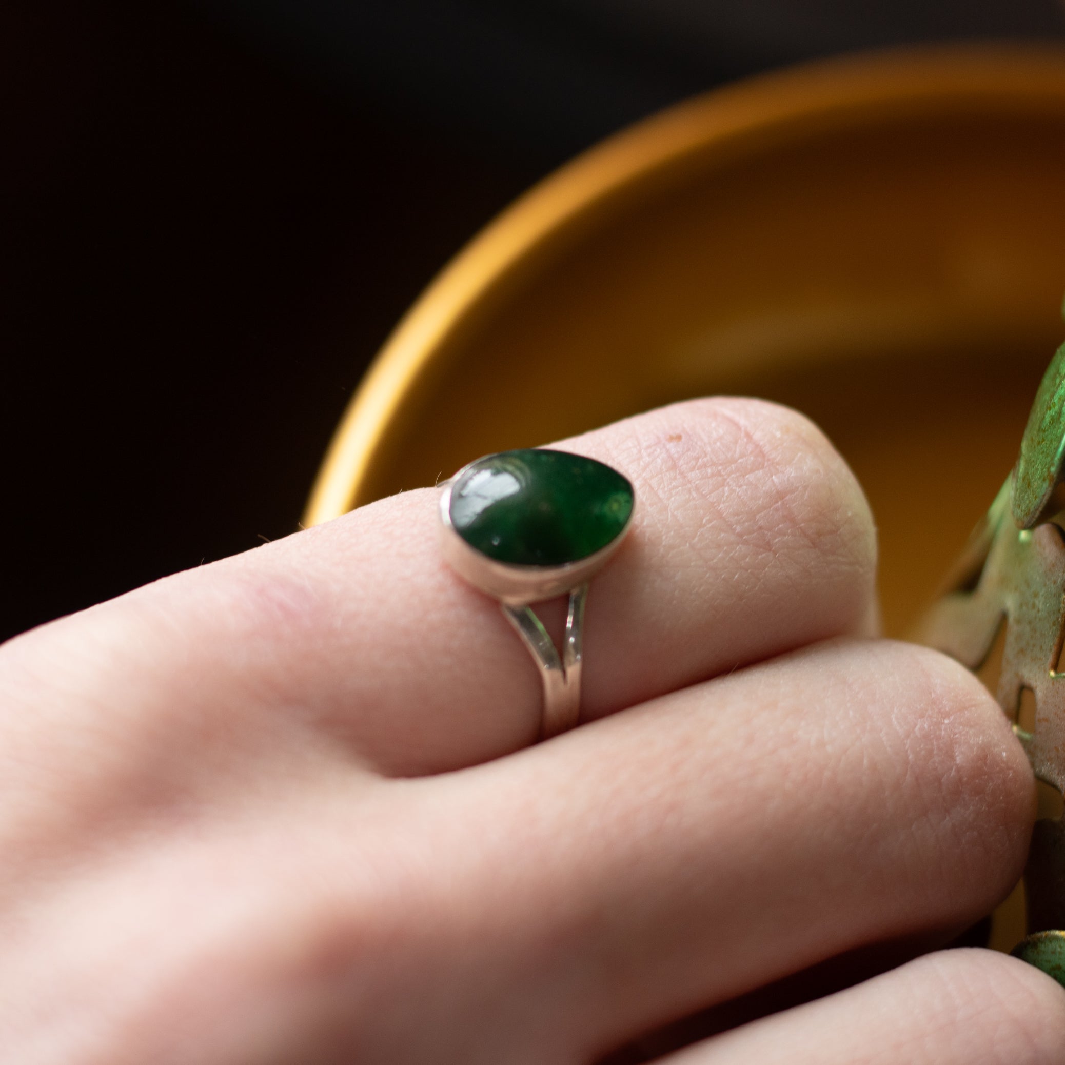 Green Aventurine Sterling Silver Split Band Statement Ring Size 6