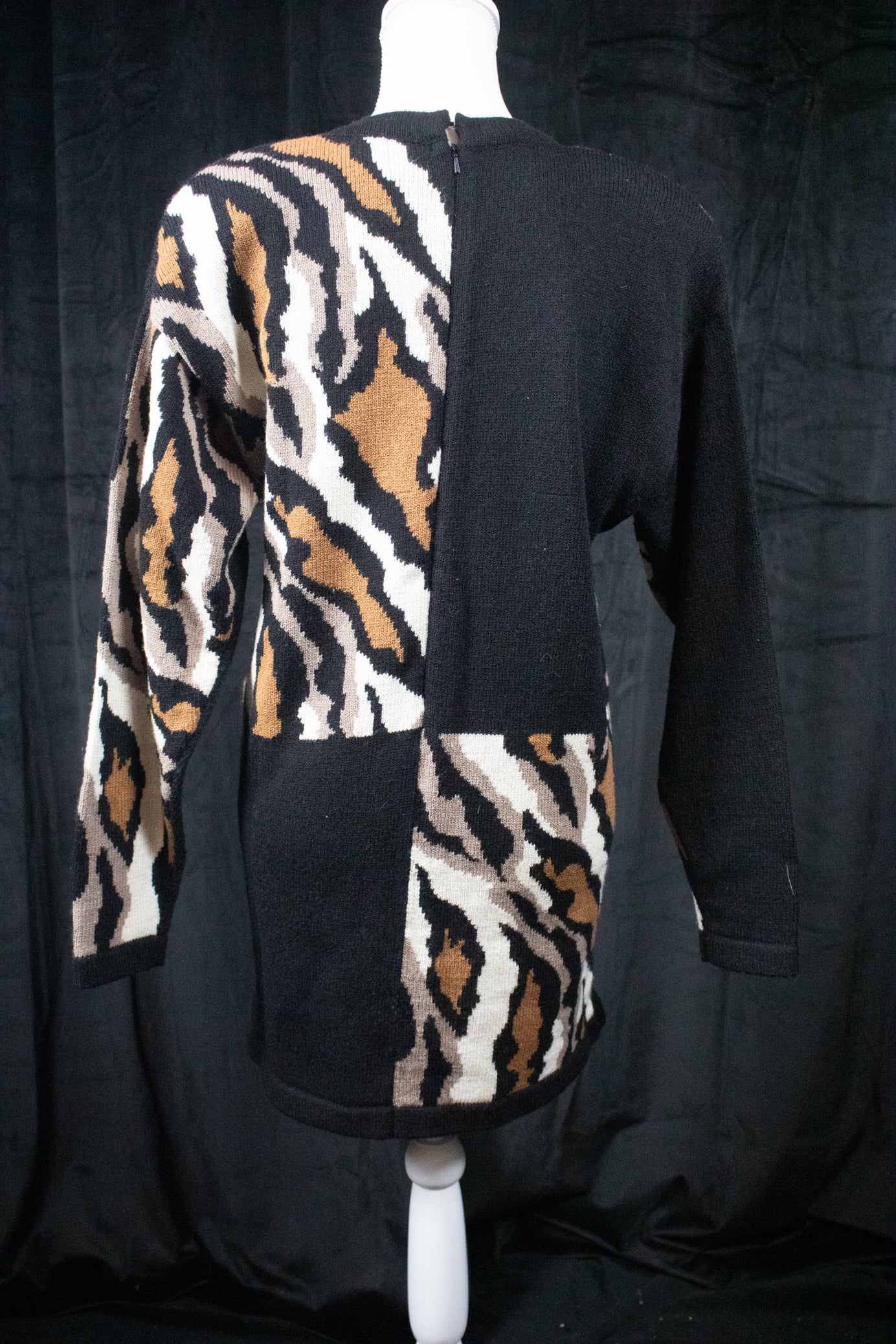 Anne Crimmins For Umi Collections Black/Brown/Tan/White Print Sweater Dress