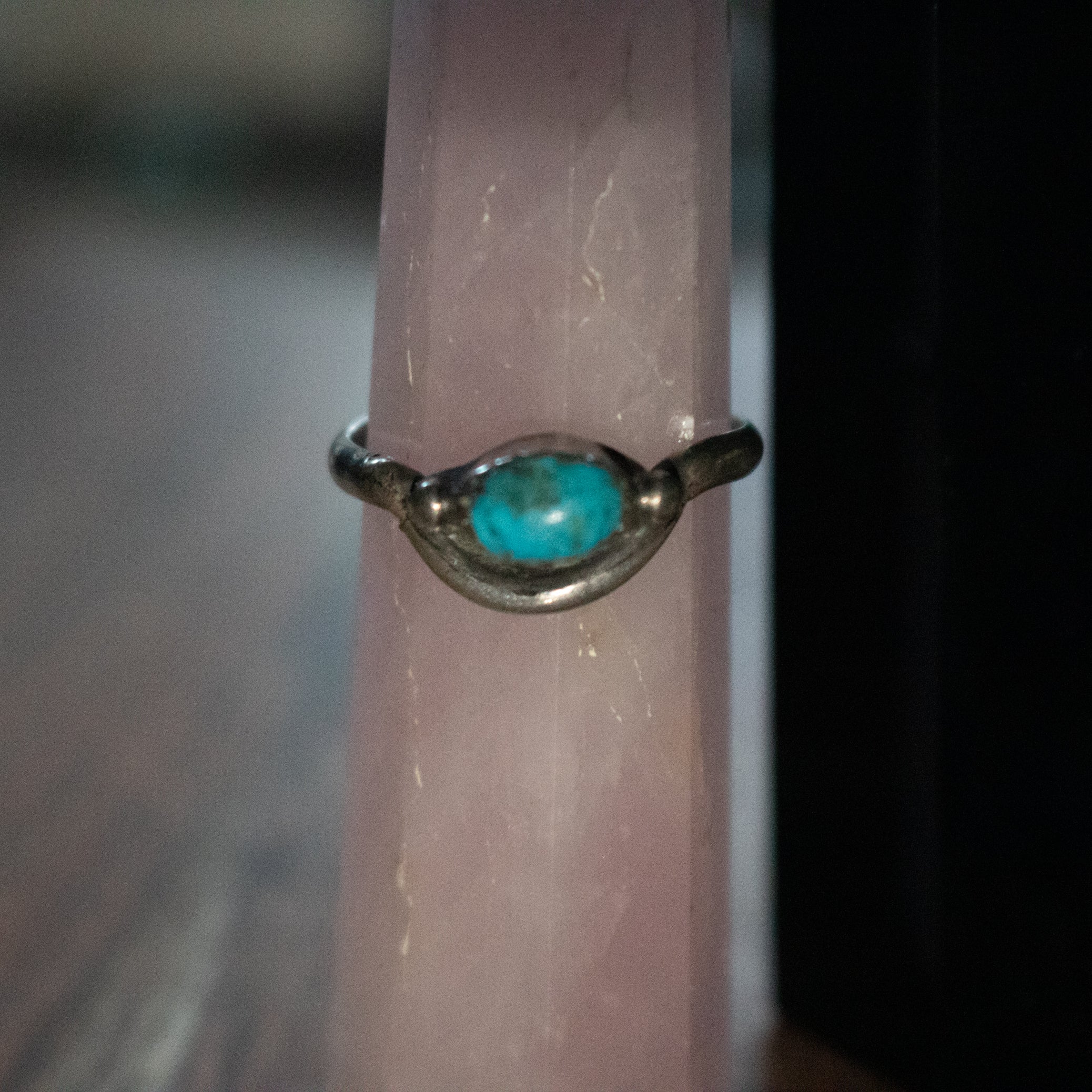 Fox Turquoise Gemstone embedded in Sterling Silver Ring Size 9