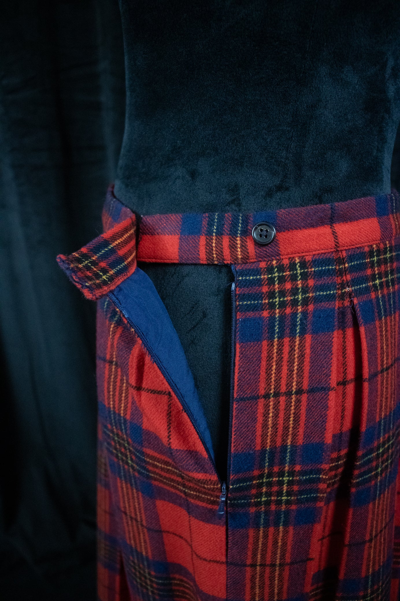 Pendleton Virgin Wool Red Plaid Midi Skirt Size 6