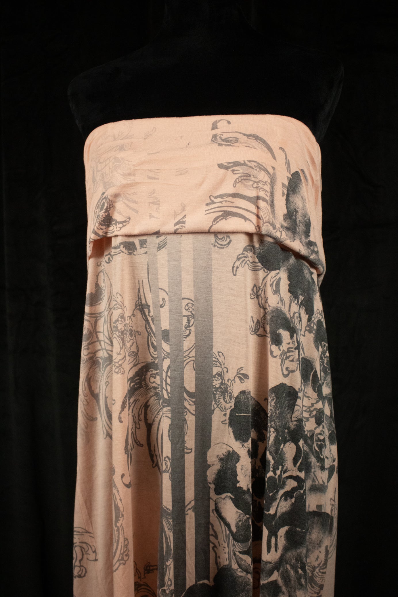 Poliana Plus Light Pink 2000's Strapless Dress with Black floral like design