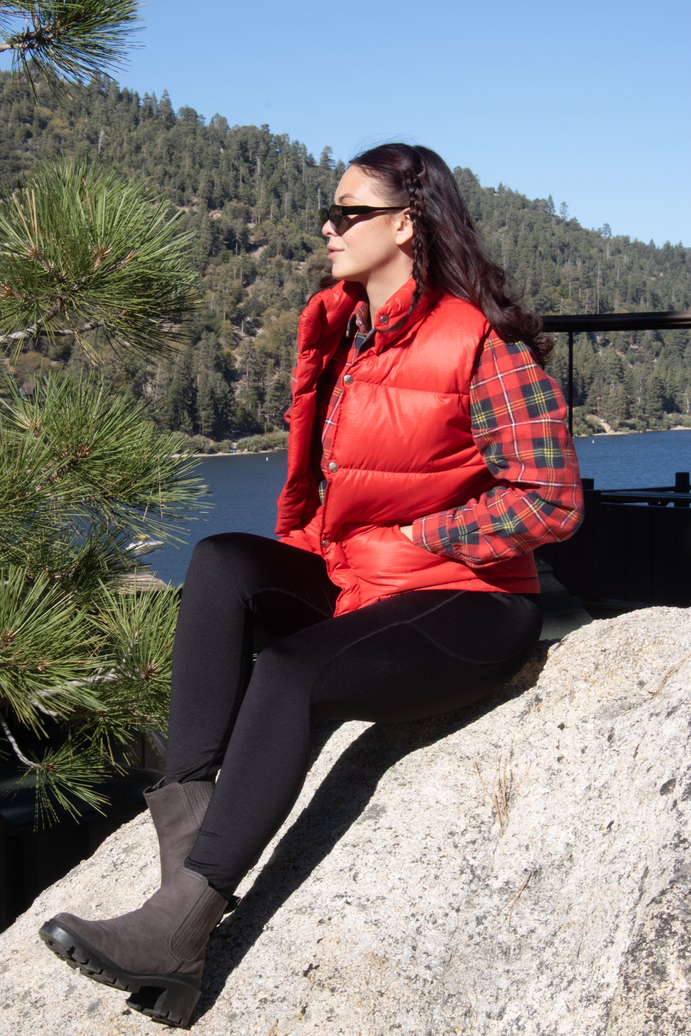 "Men's The North Face Red Nylon Button-Up Vest (Size Small)"