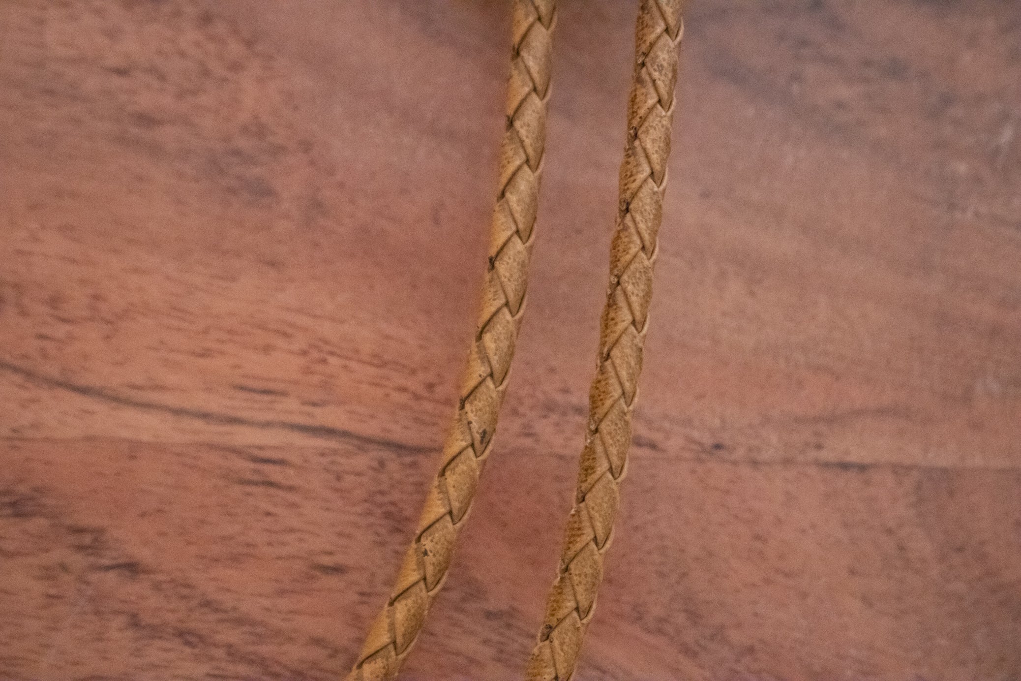 Native American Agate Gemstone Bolo Tie