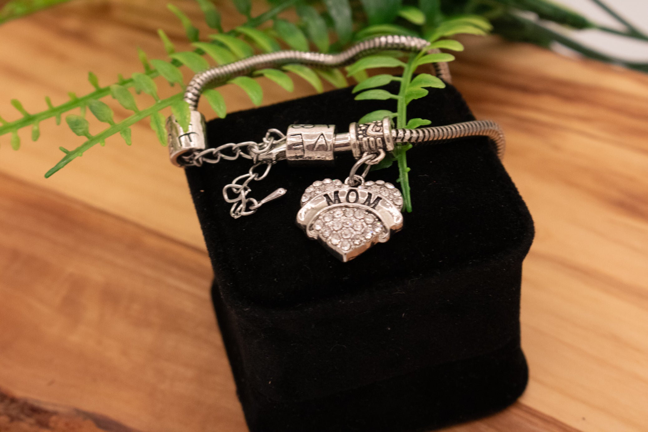 Silver Bracelet with "LOVE  MOM" Charm