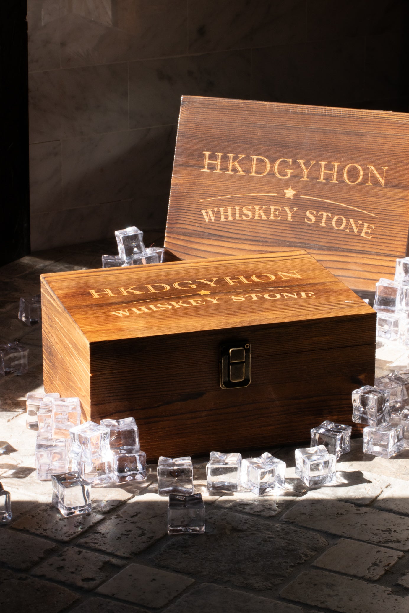 HKDGYHON Whisky Stone Set